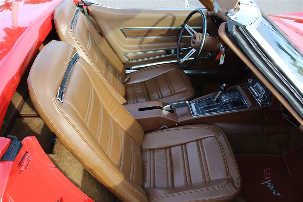 1972 Chevrolet Corvette 21