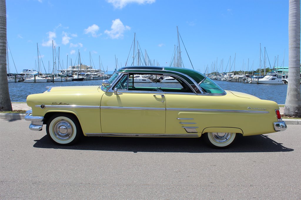 1954 Mercury Monterey 4
