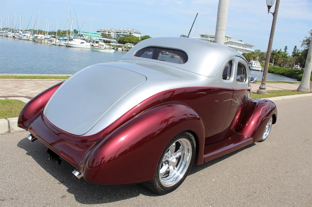 1938 Ford Coupe 5