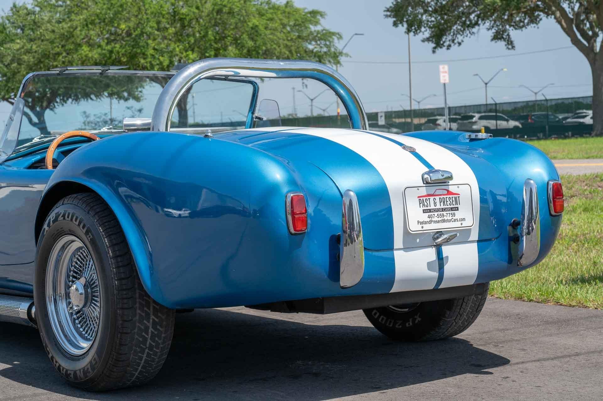 1965 Ford Cobra 18