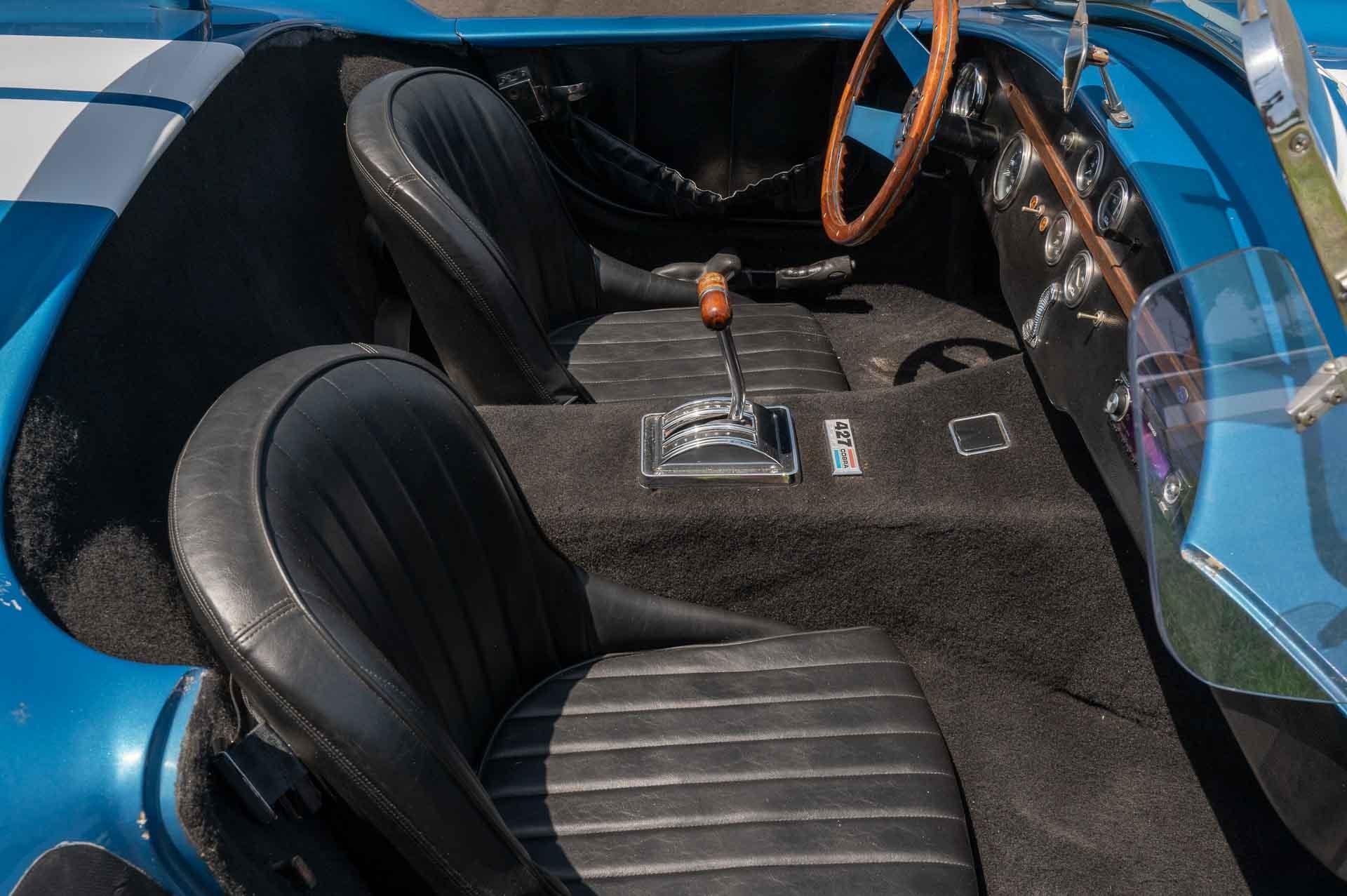 1965 Ford Cobra 11