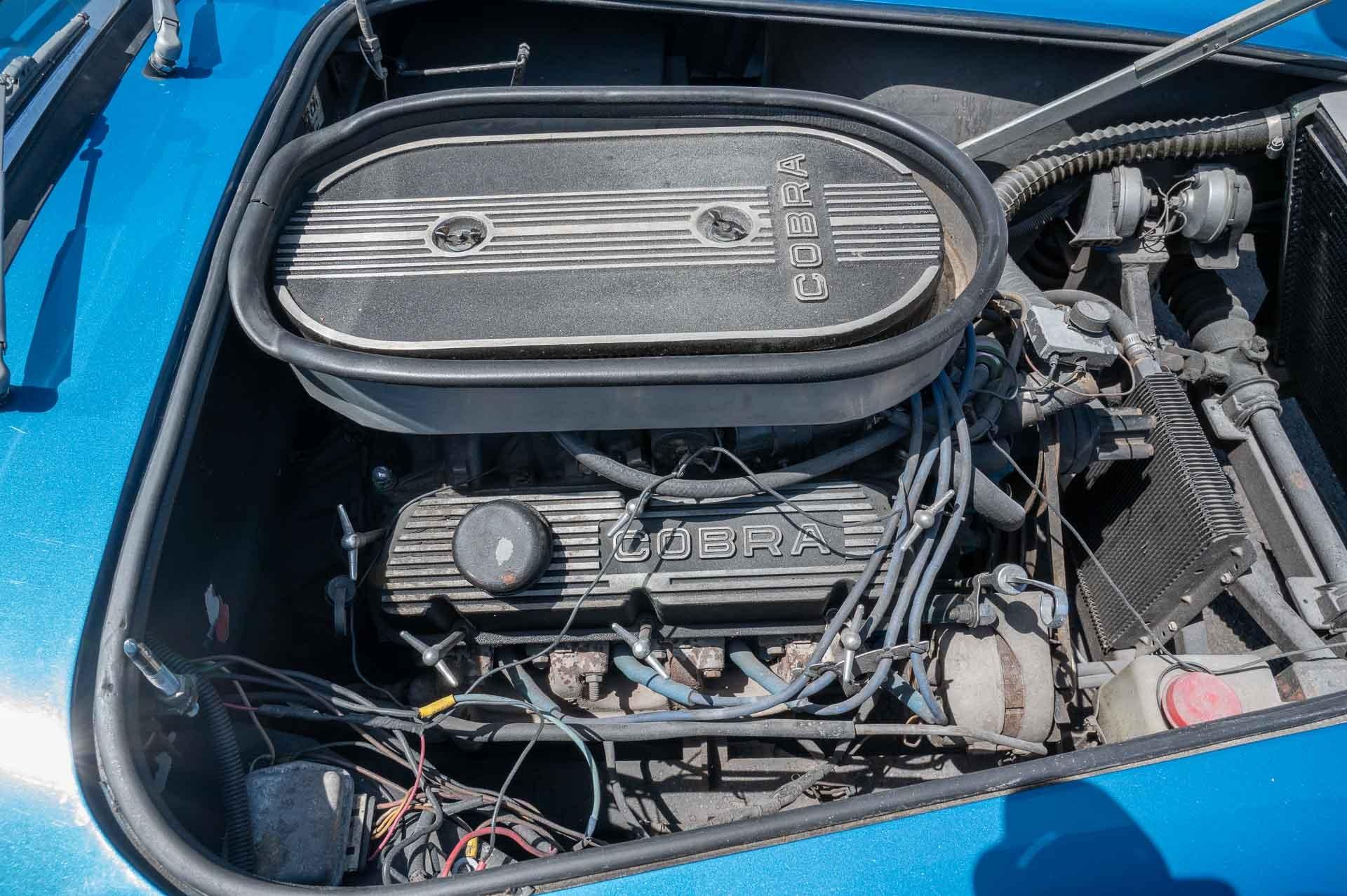1965 Ford Cobra 41