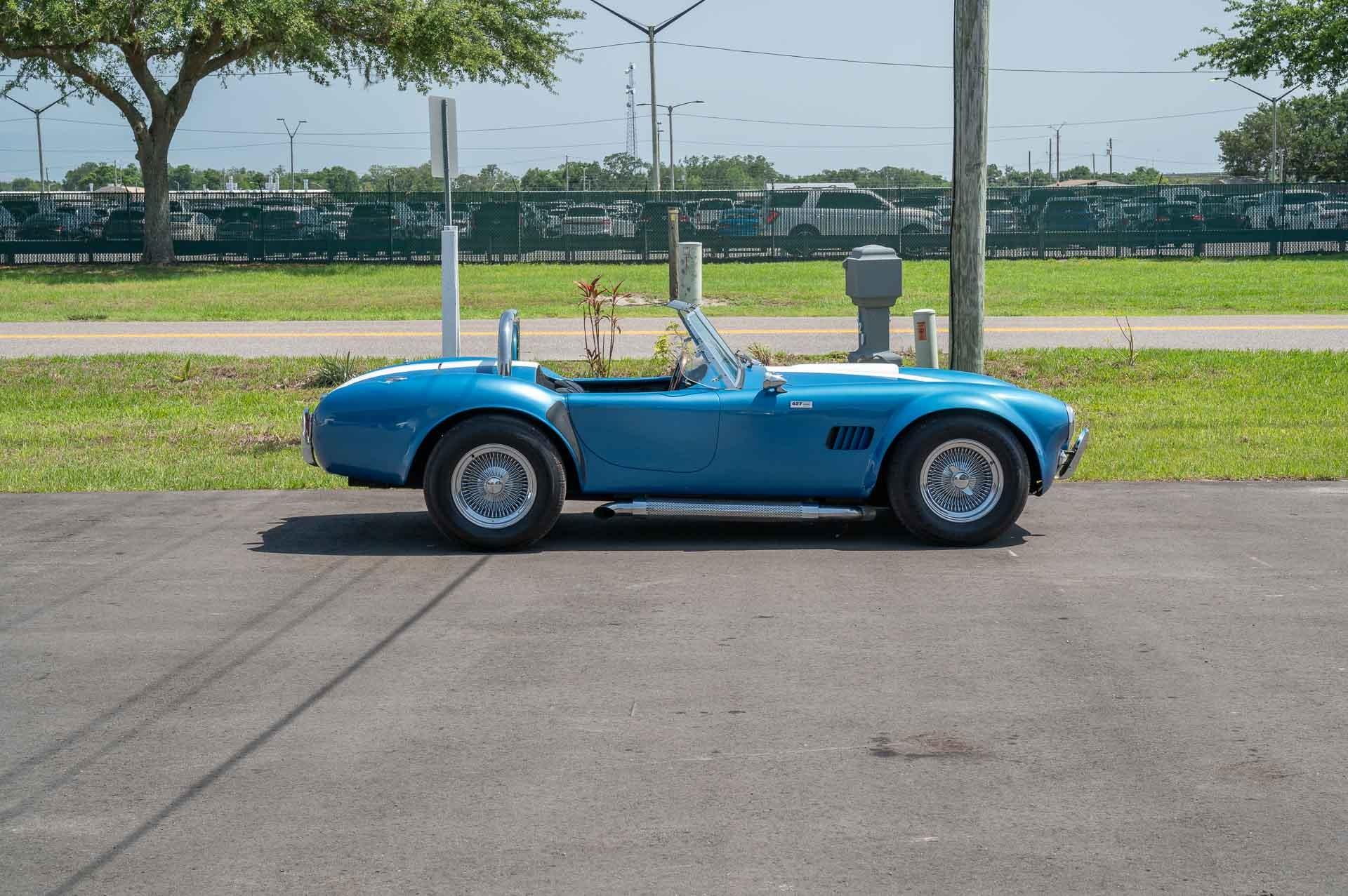 1965 Ford Cobra 6