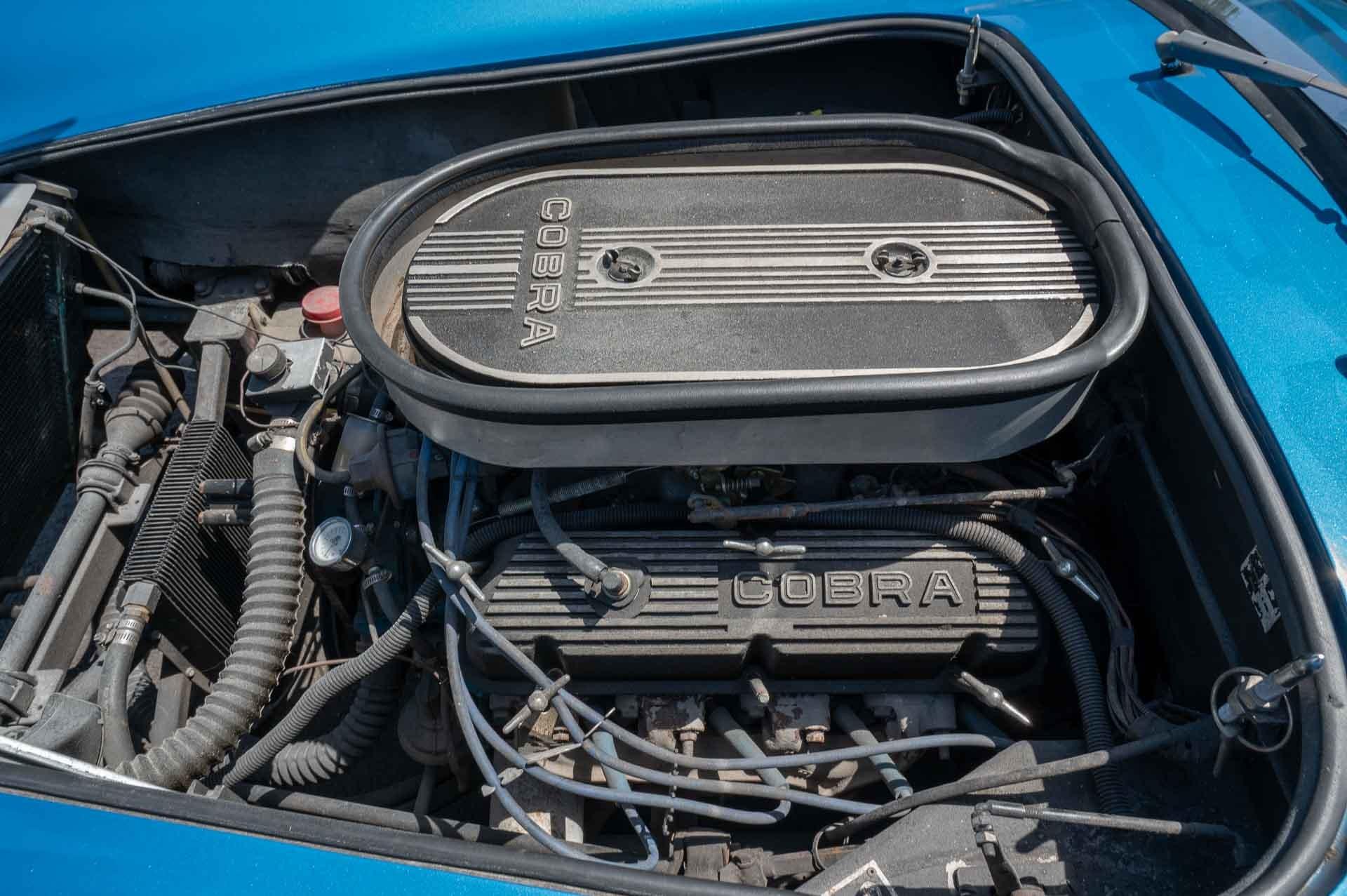 1965 Ford Cobra 42