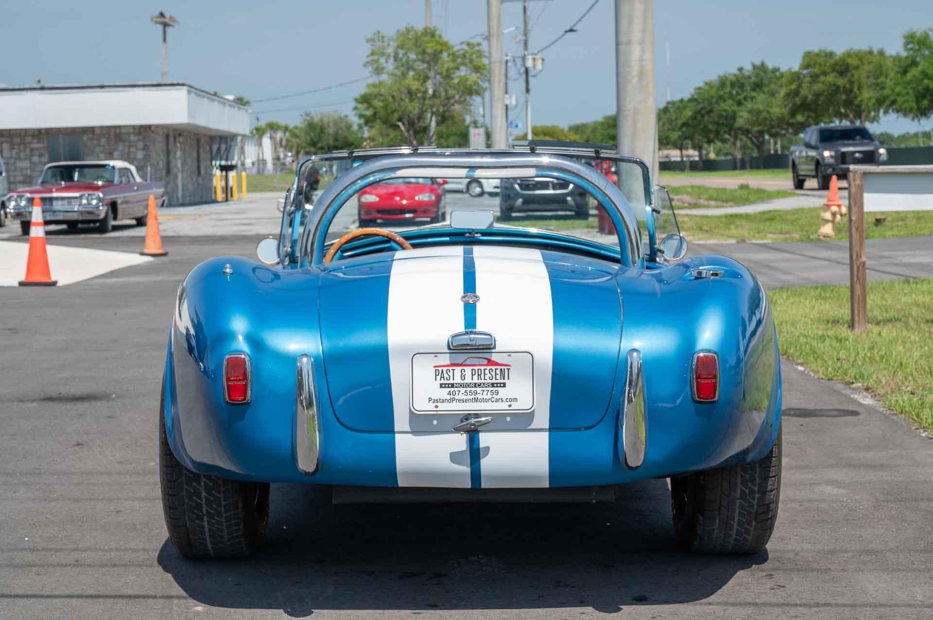 1965 Ford Cobra 4