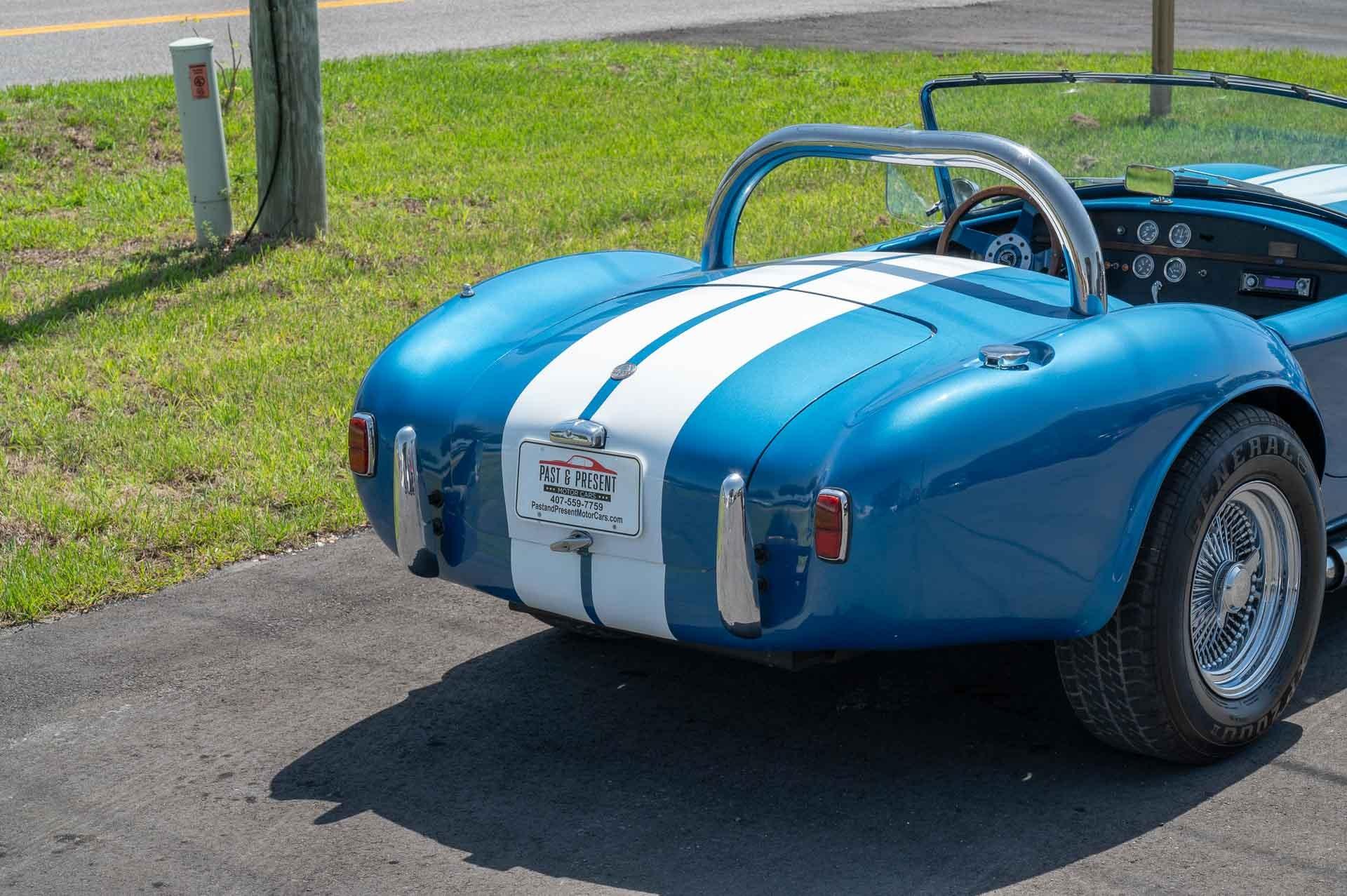 1965 Ford Cobra 29