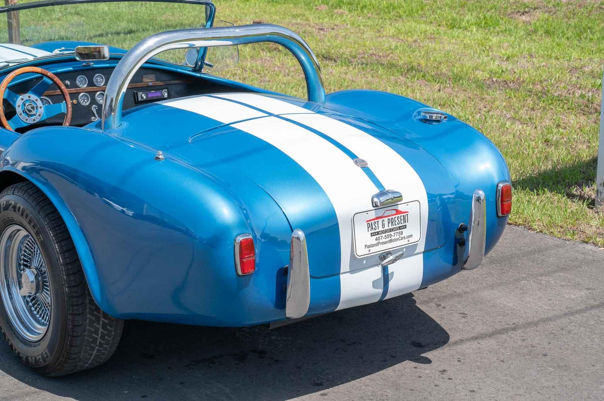 1965 Ford Cobra 17