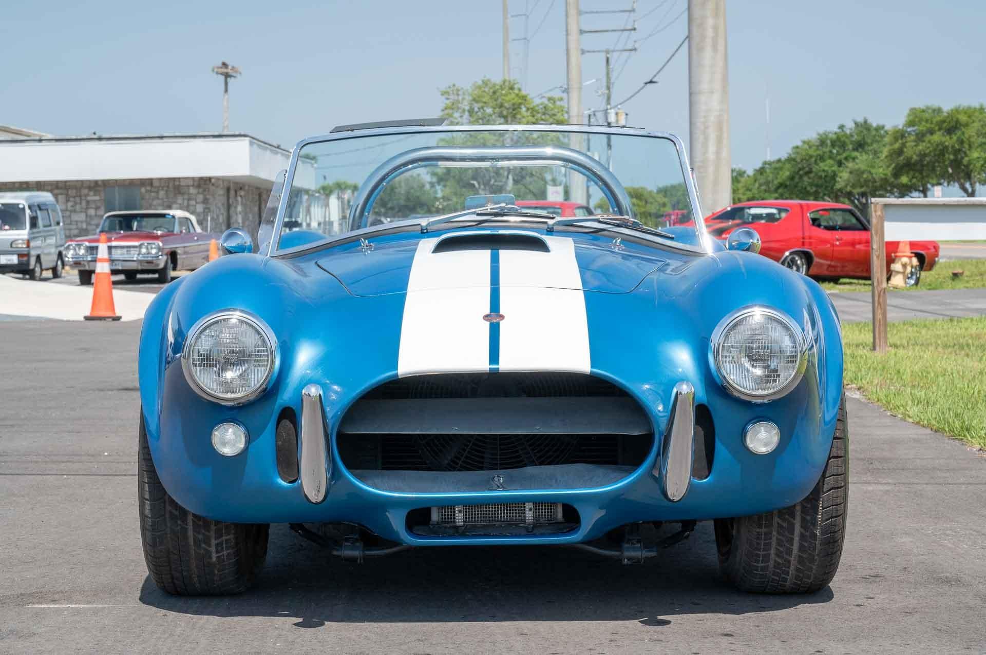 1965 Ford Cobra 8