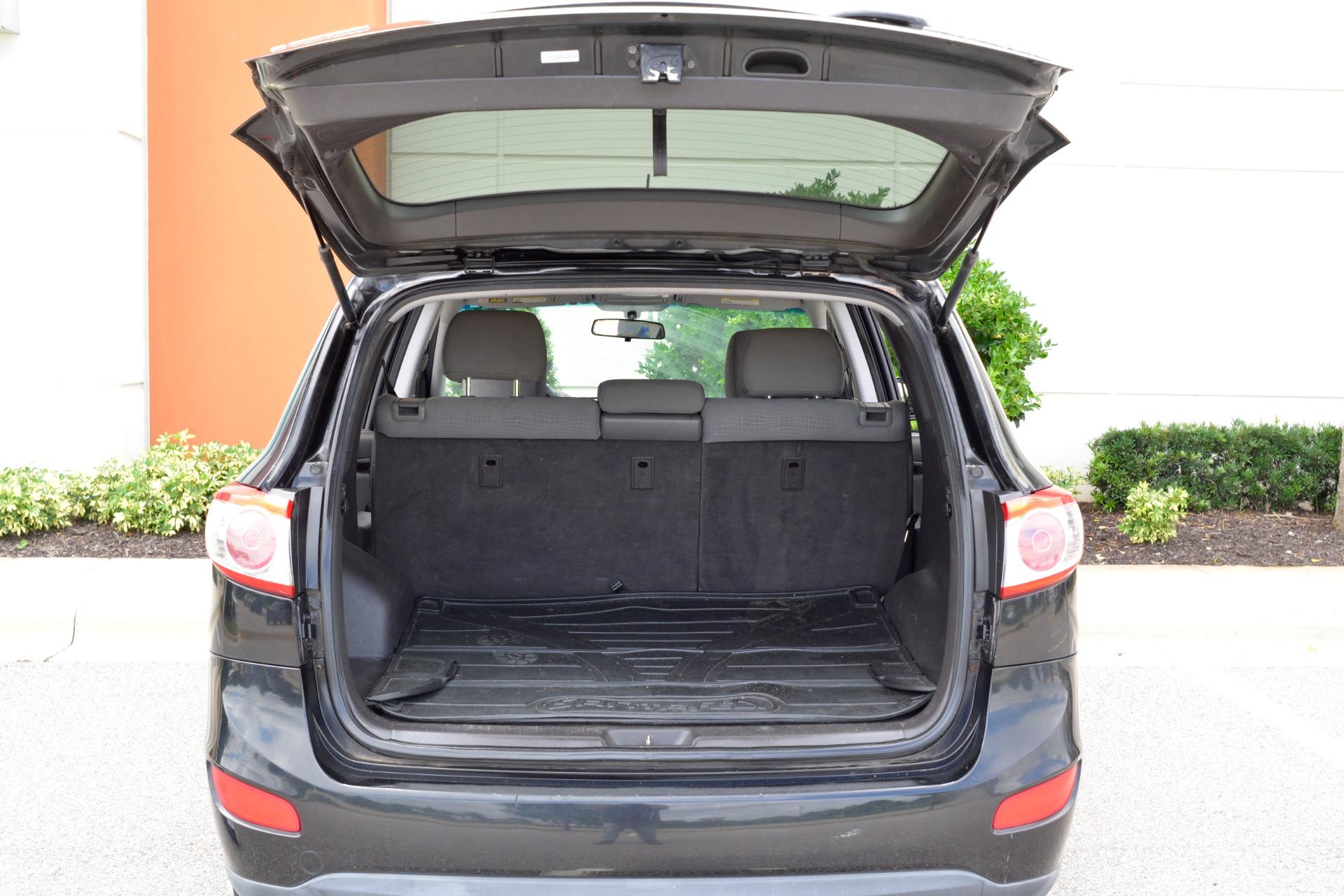 2011 Hyundai Santa Fe 58