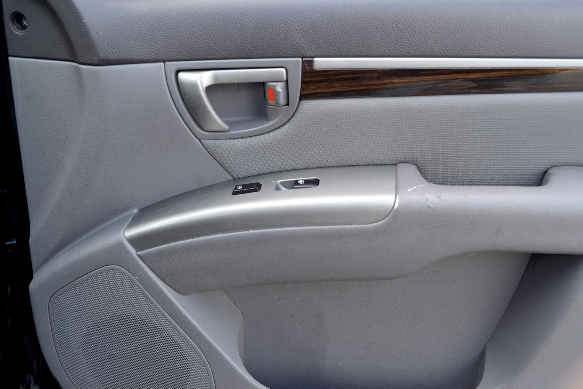 2011 Hyundai Santa Fe 70