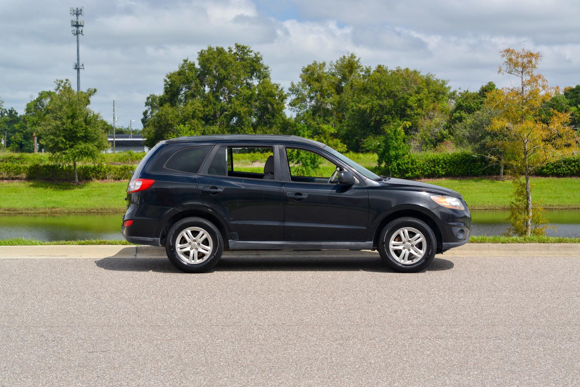 2011 Hyundai Santa Fe 6