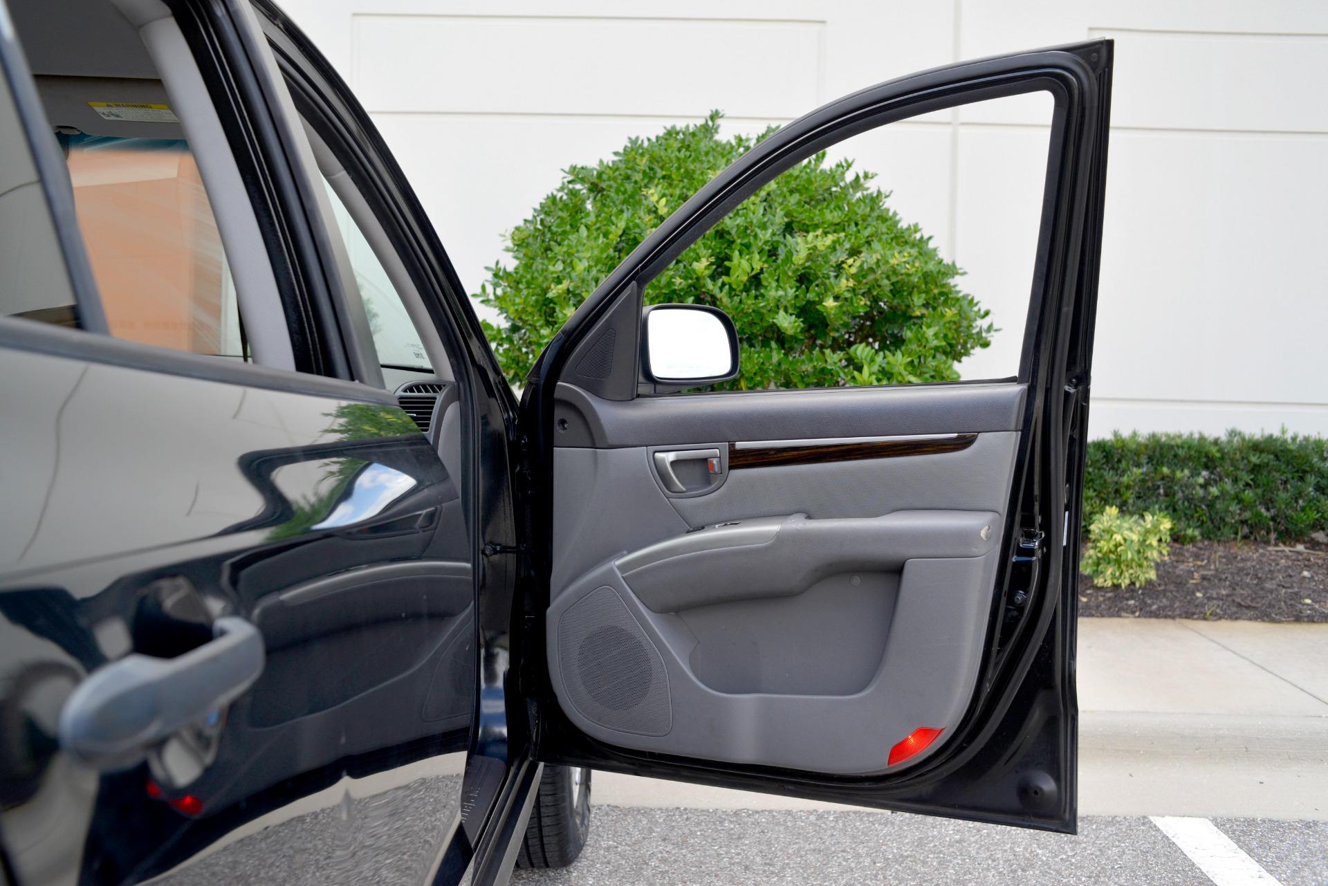 2011 Hyundai Santa Fe 68