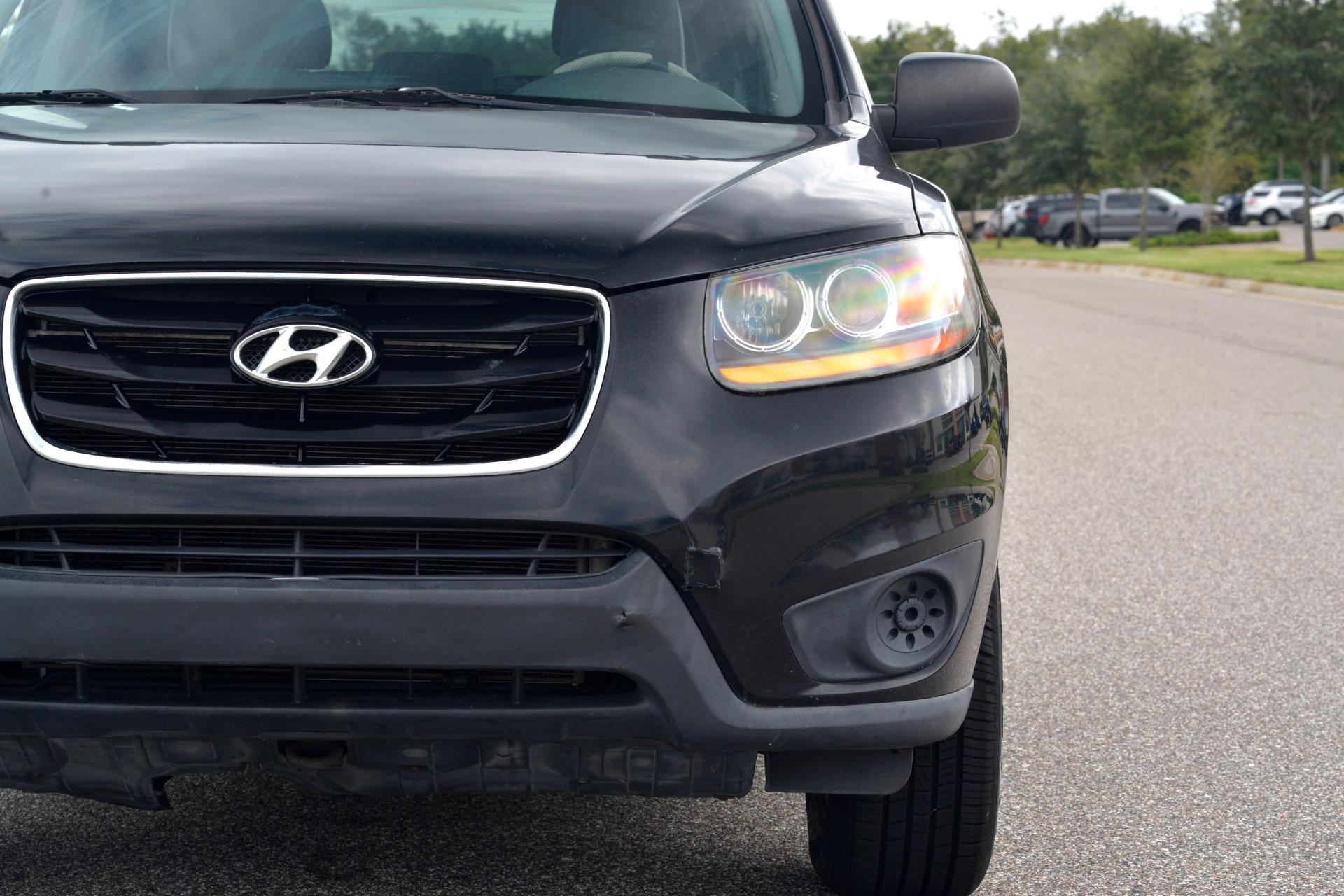 2011 Hyundai Santa Fe 32
