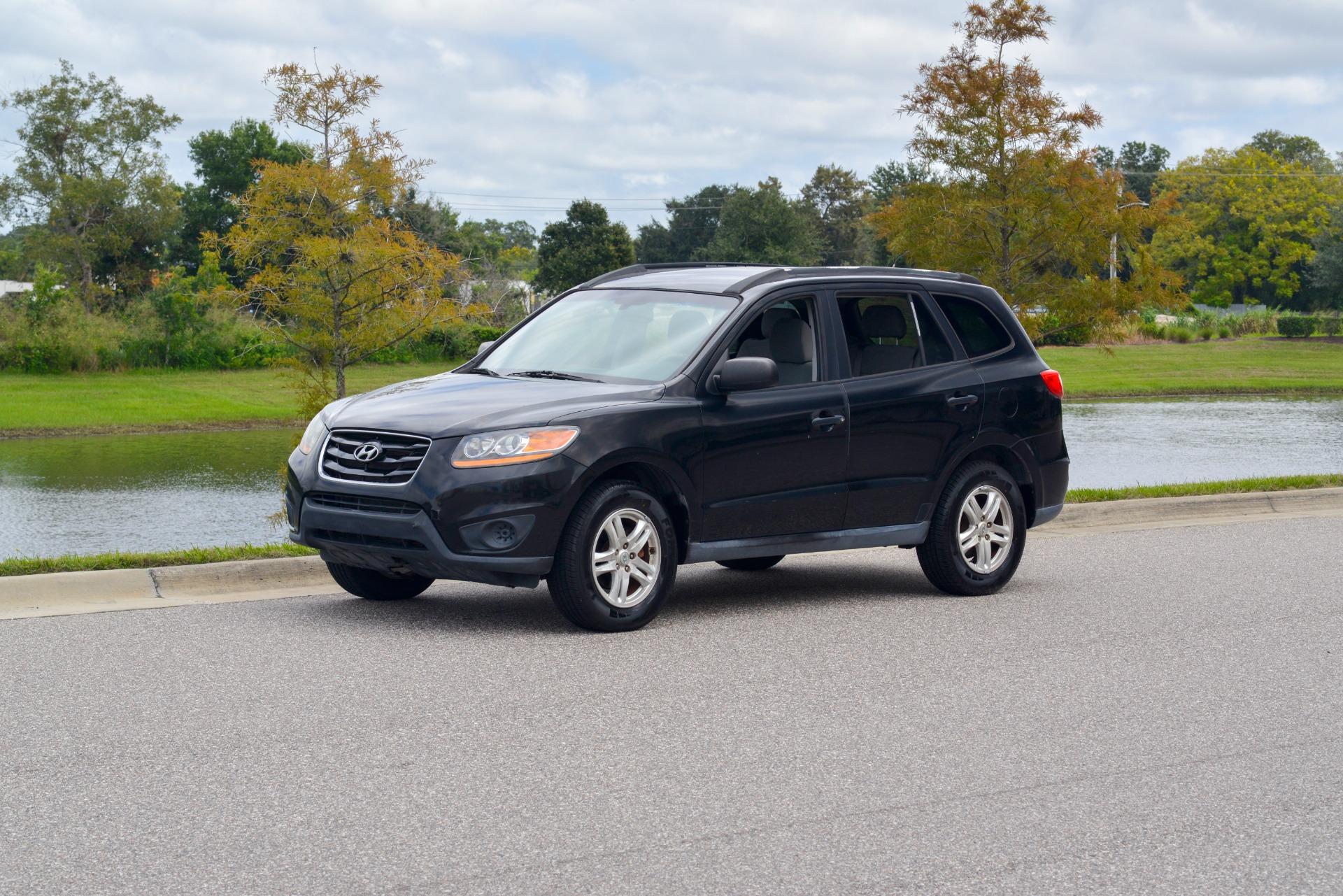 2011 Hyundai Santa Fe 14