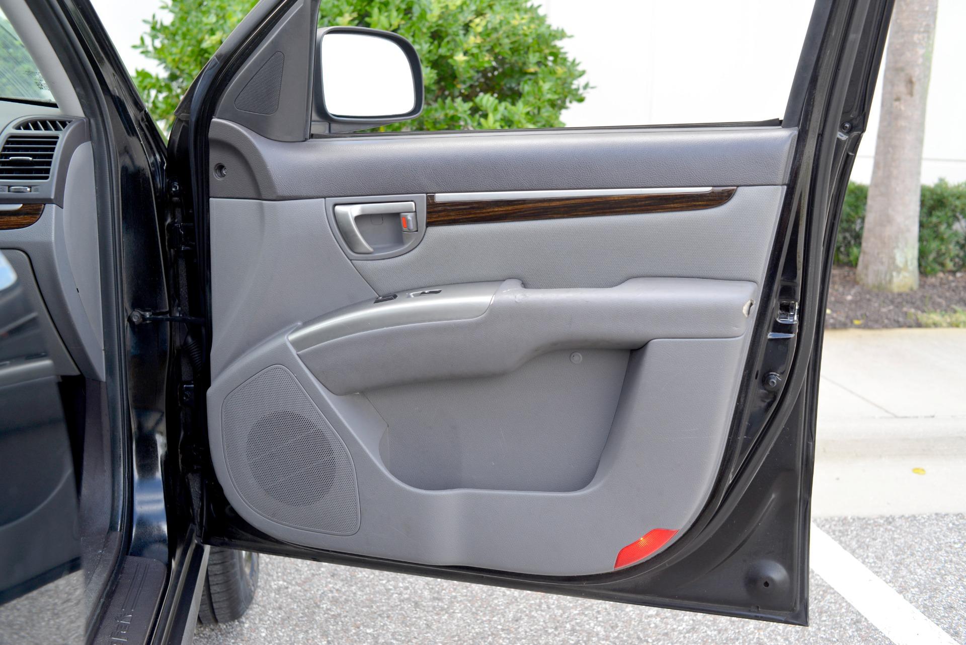 2011 Hyundai Santa Fe 69