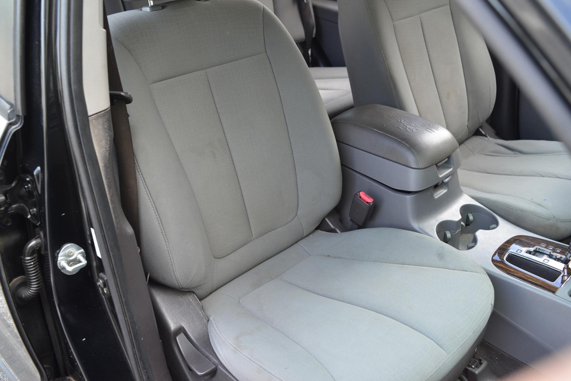 2011 Hyundai Santa Fe 73