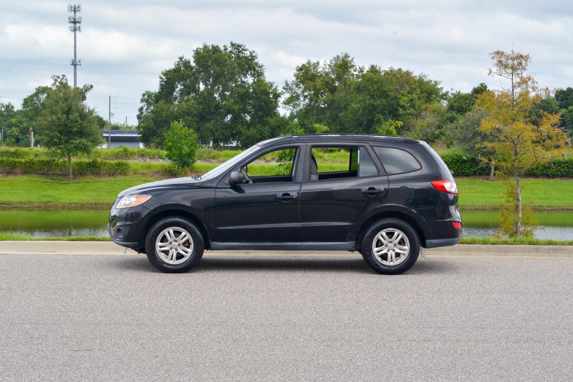 2011 Hyundai Santa Fe 2