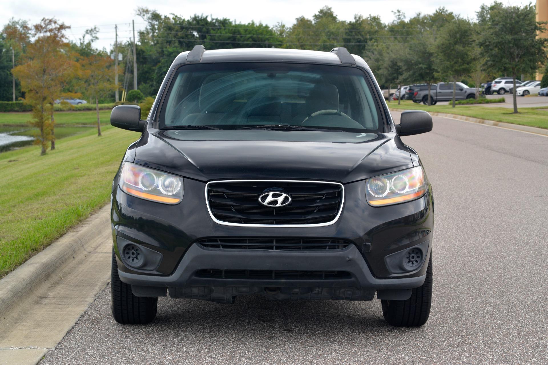 2011 Hyundai Santa Fe 30