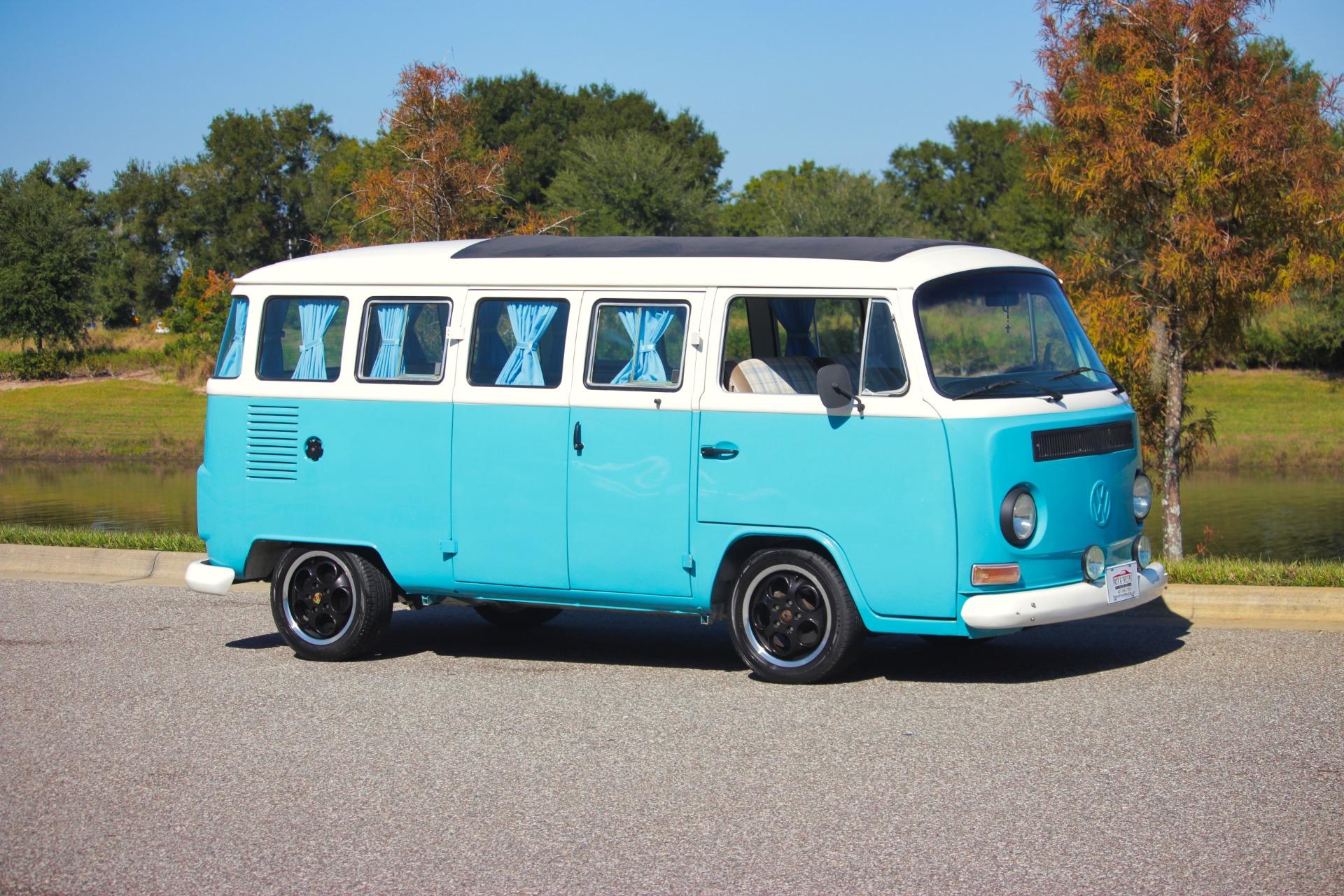 1992 Volkswagen Bus 28