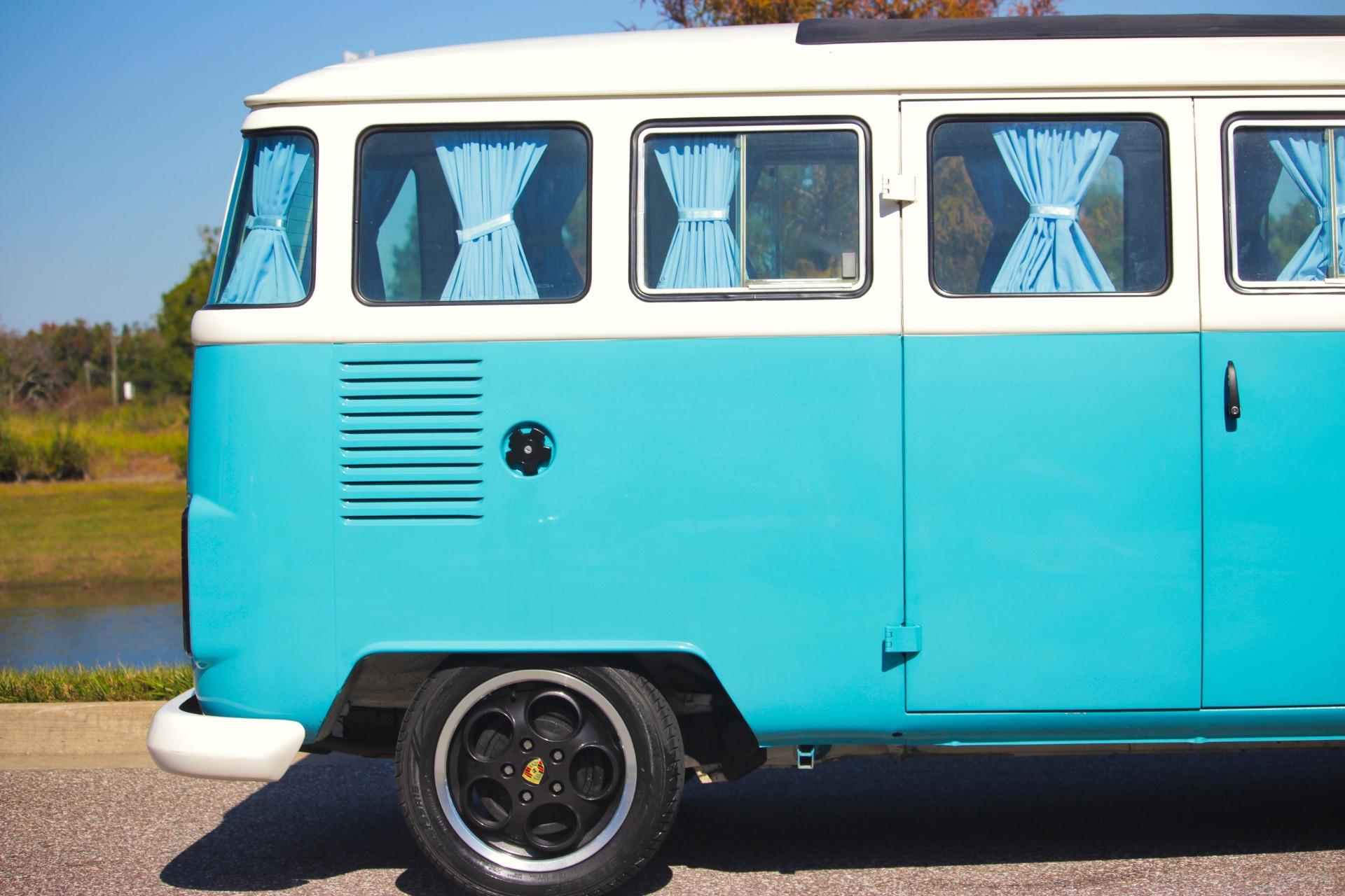 1992 Volkswagen Bus 39