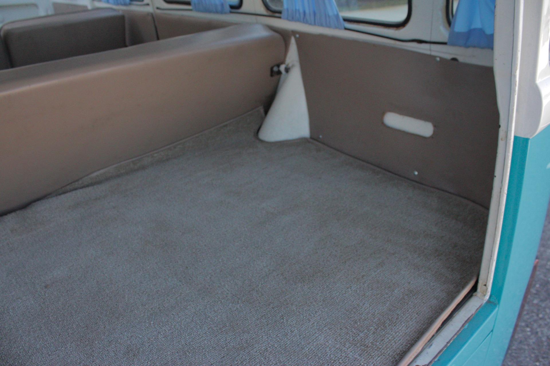 1992 Volkswagen Bus 75