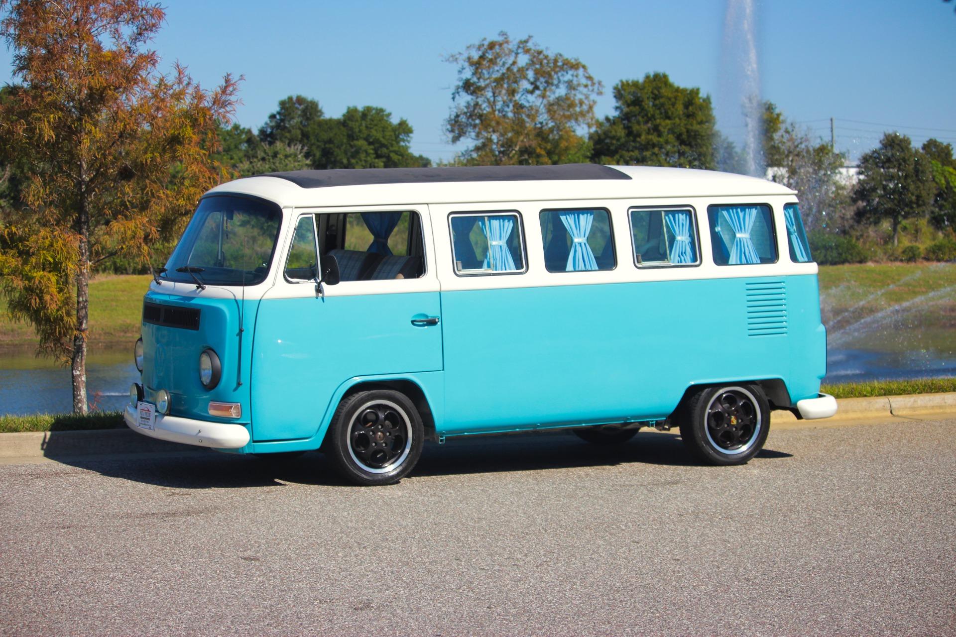 1992 Volkswagen Bus 16