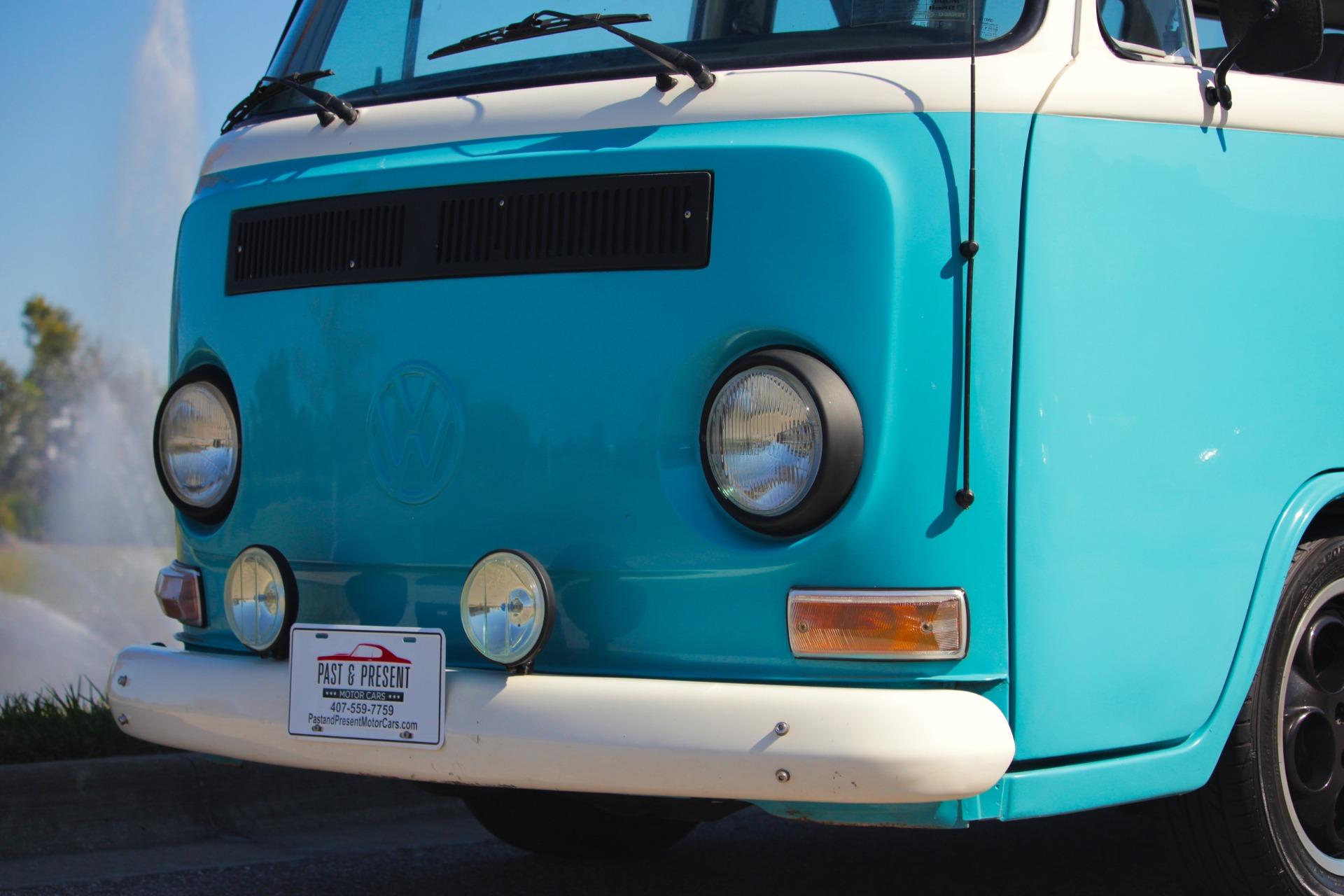 1992 Volkswagen Bus 23