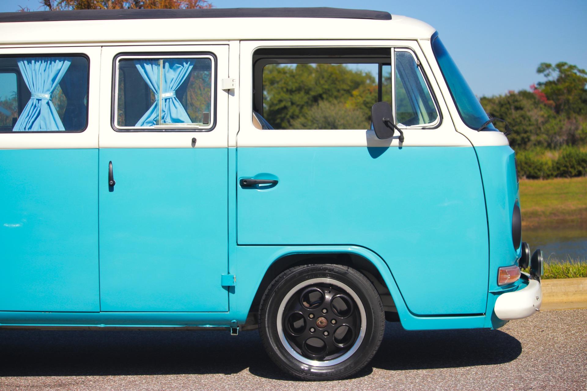 1992 Volkswagen Bus 40