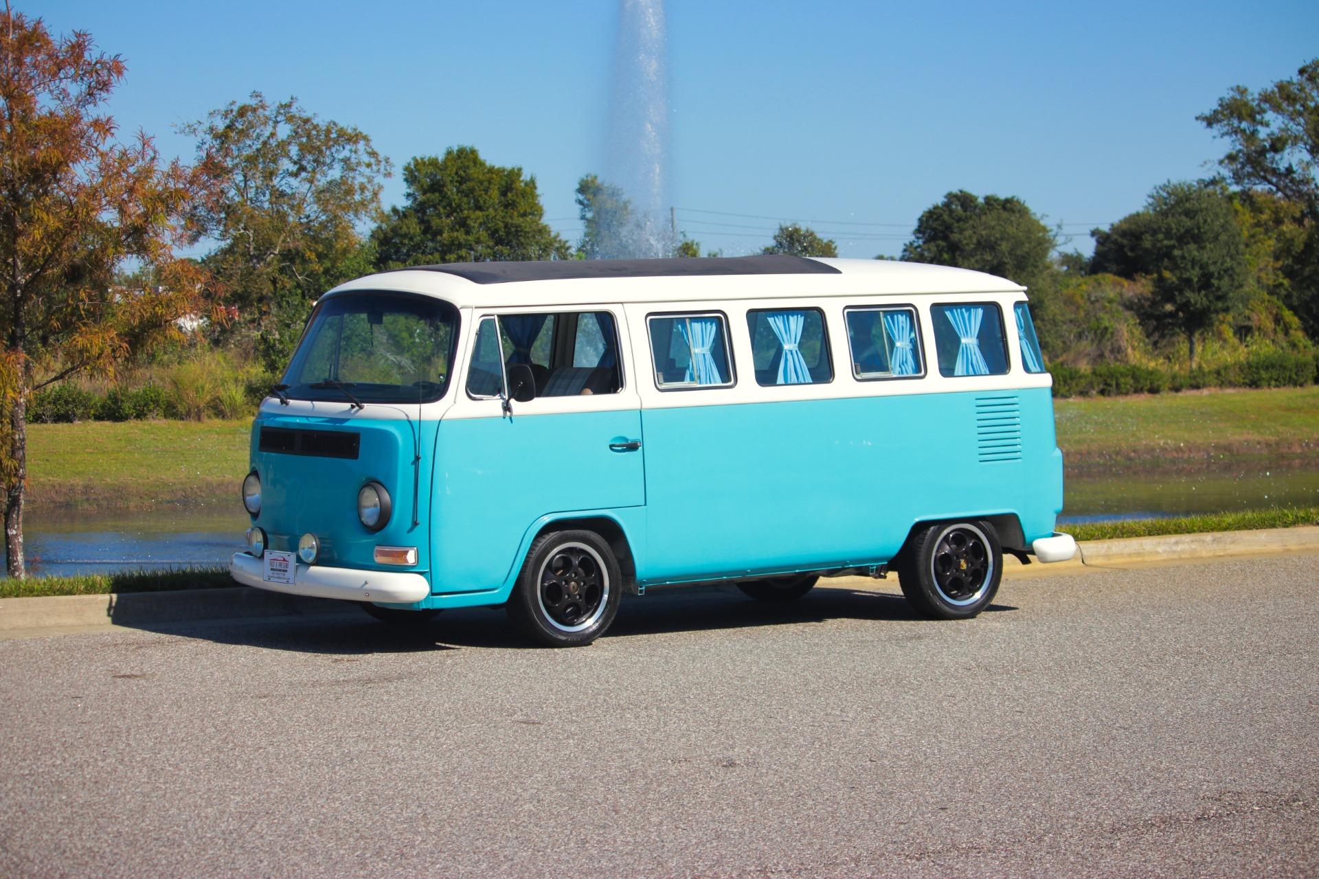 1992 Volkswagen Bus 17