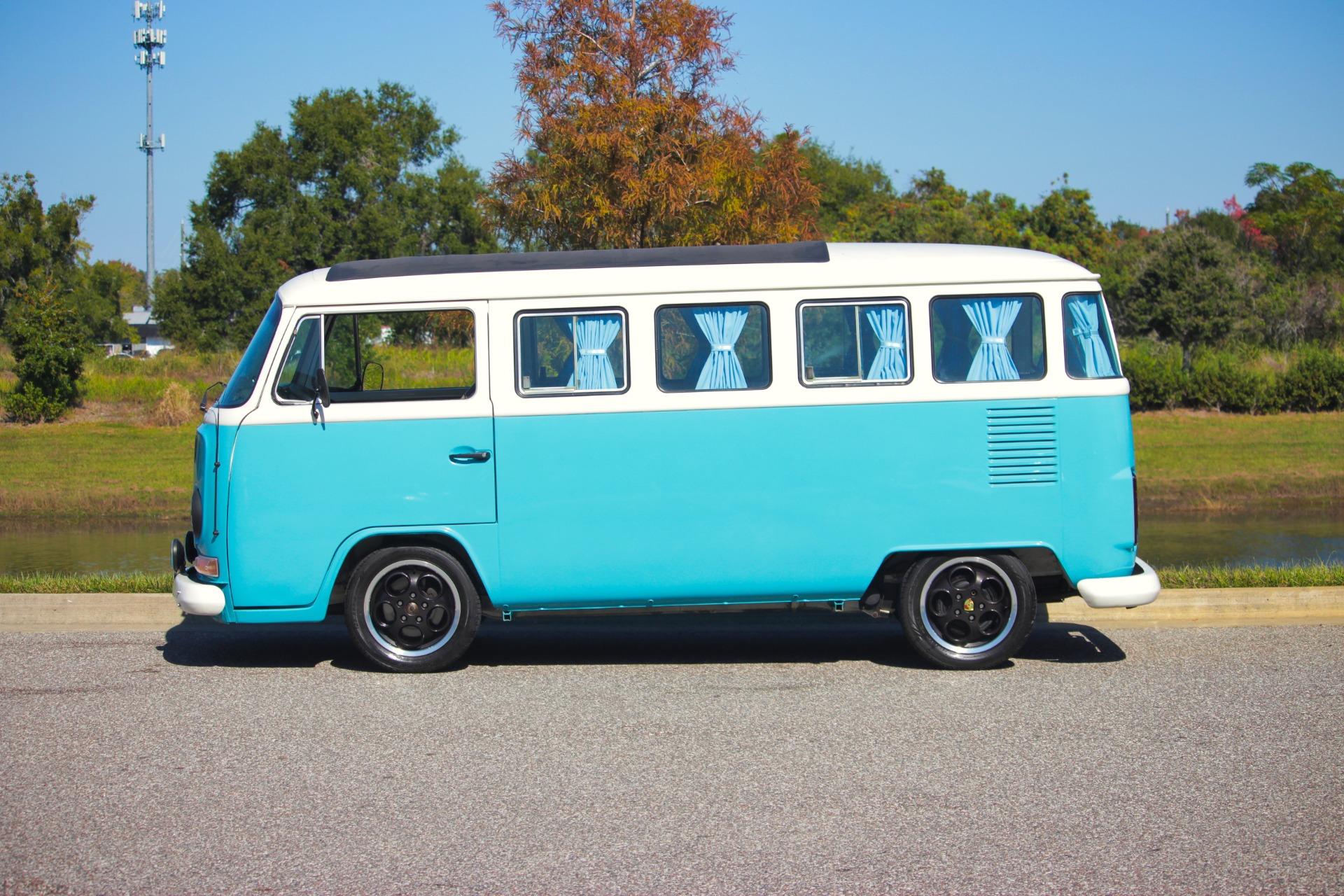 1992 Volkswagen Bus 2