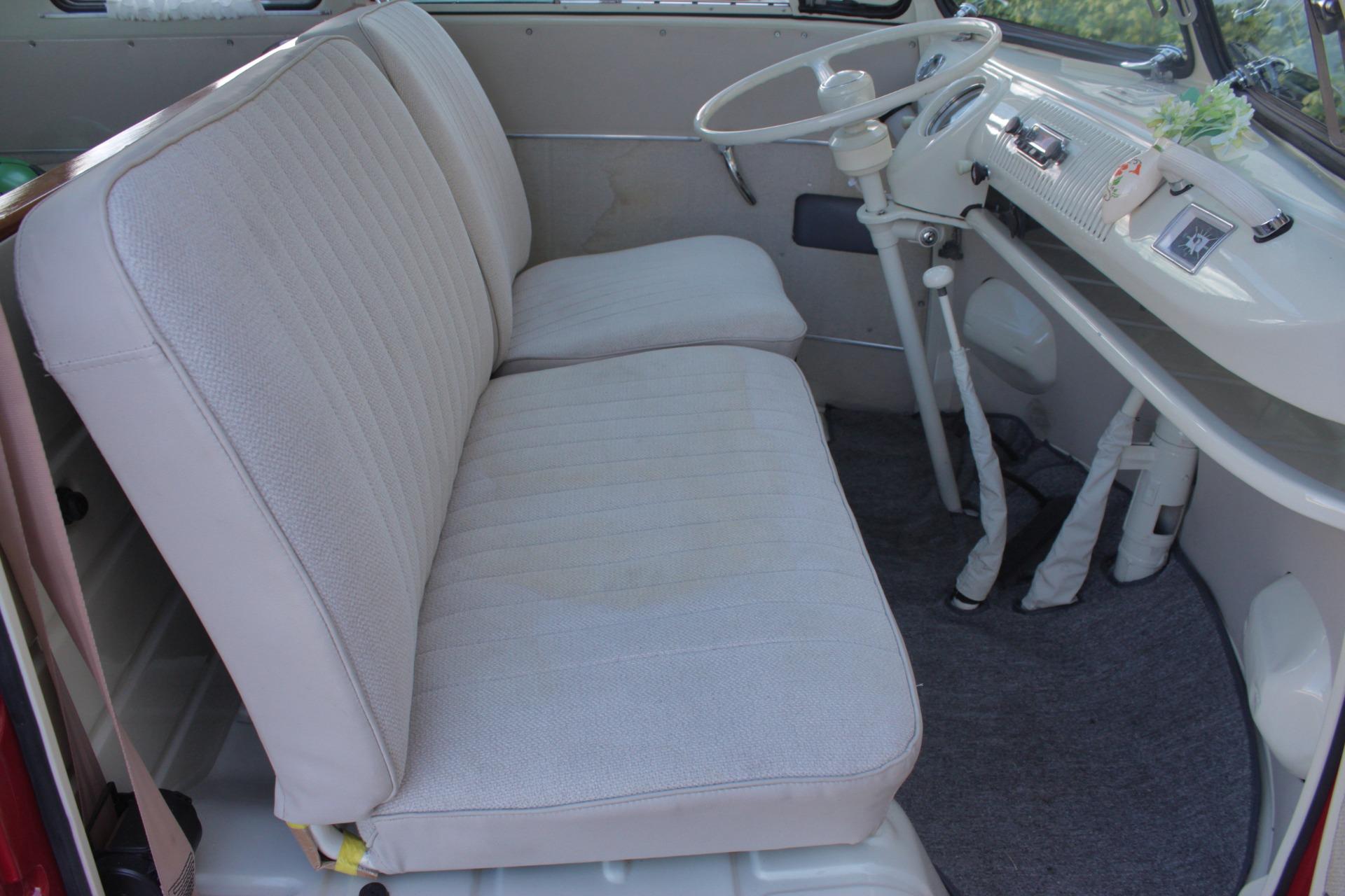 1972 Volkswagen  Bus 10