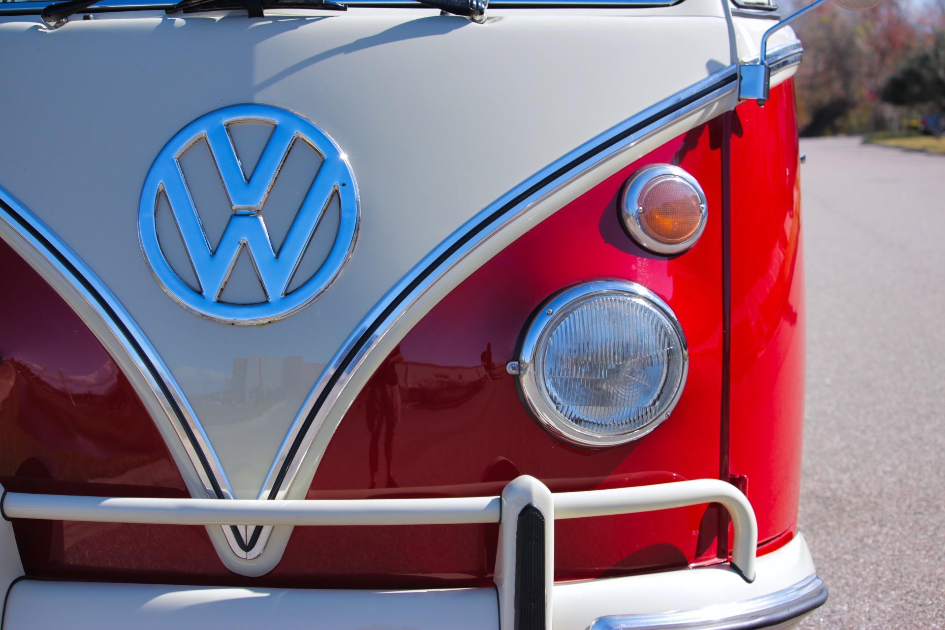1972 Volkswagen  Bus 24