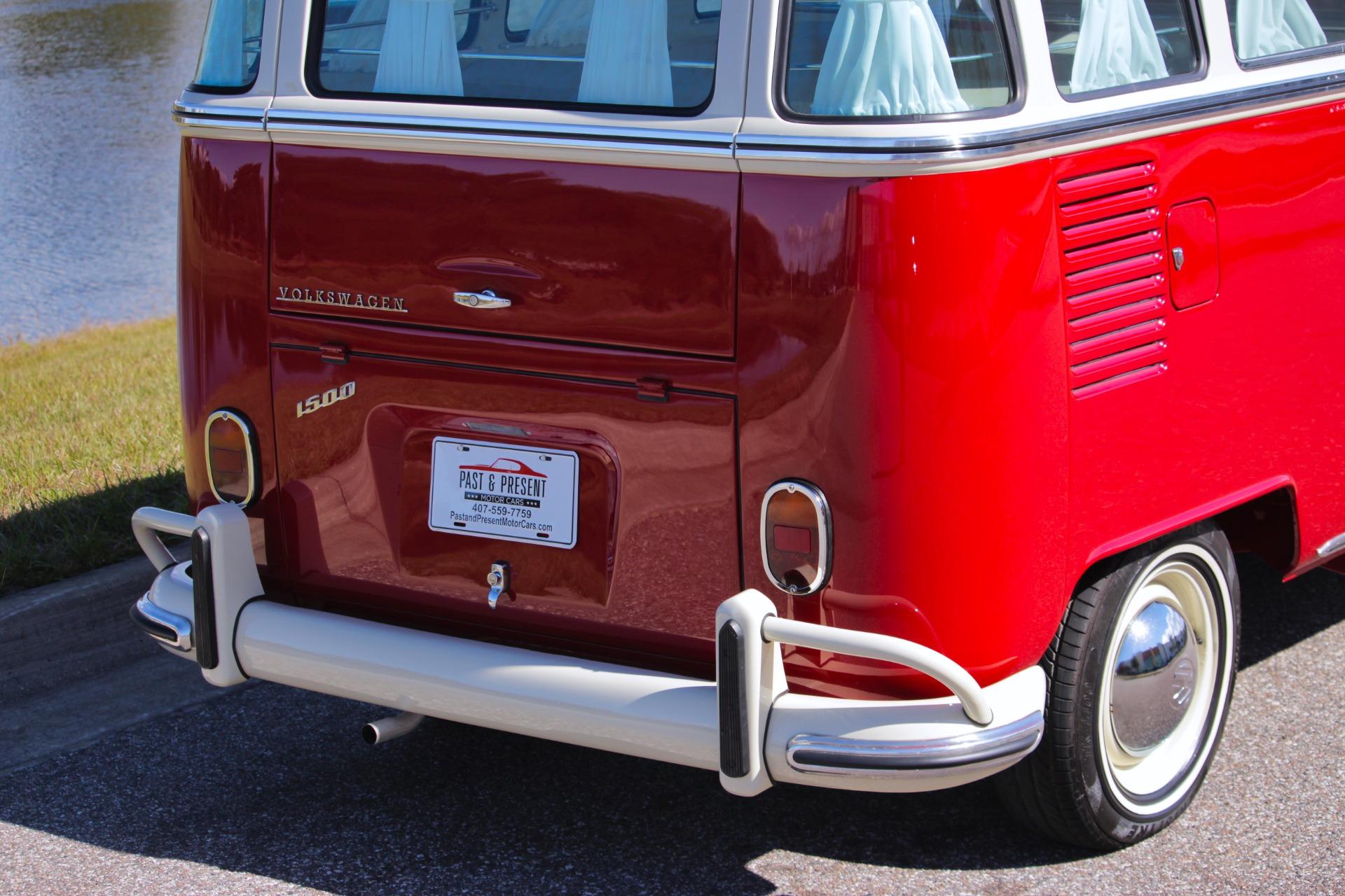 1972 Volkswagen  Bus 39