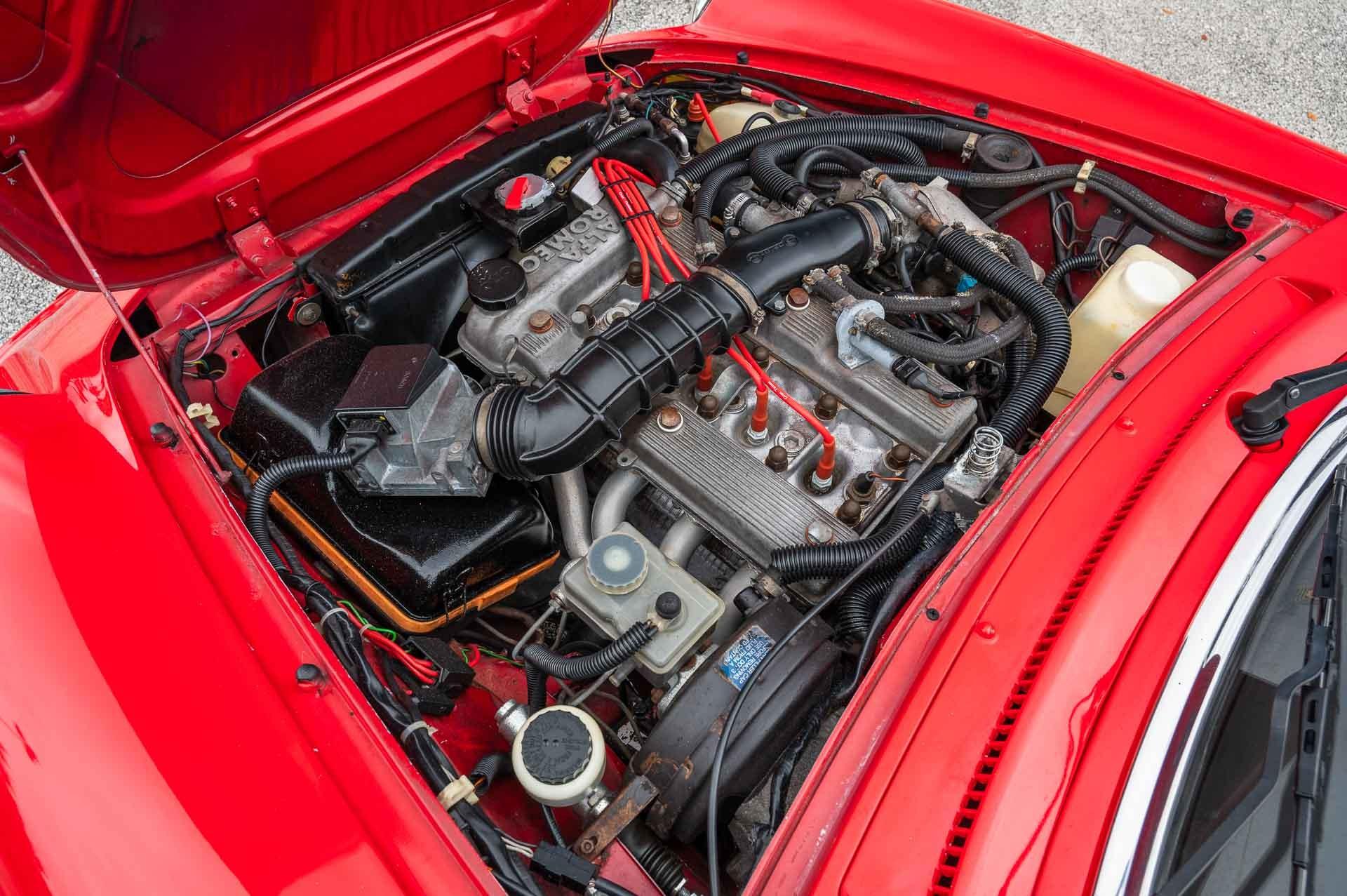 1986 Alfa Romeo Spider 11