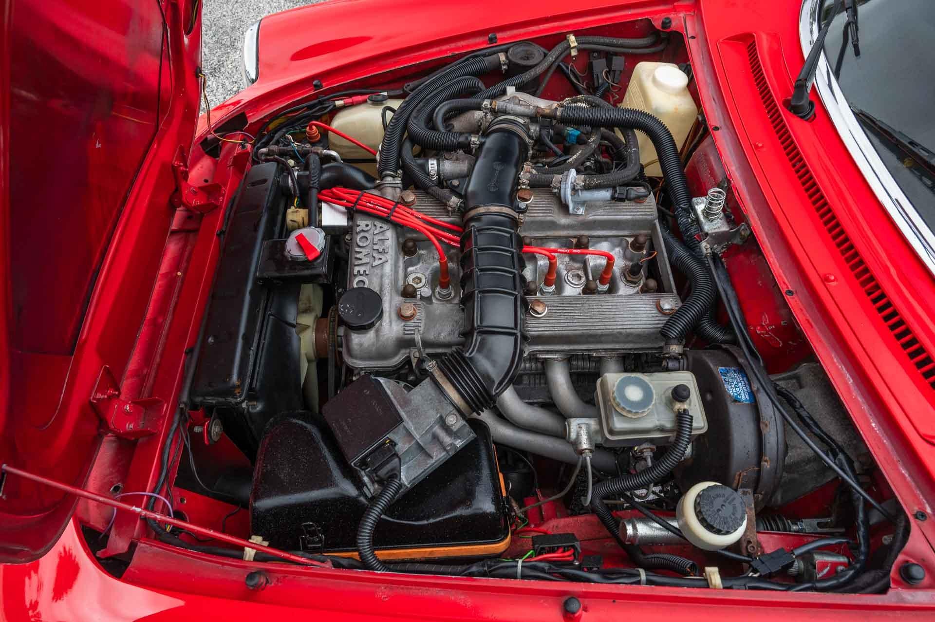 1986 Alfa Romeo Spider 12