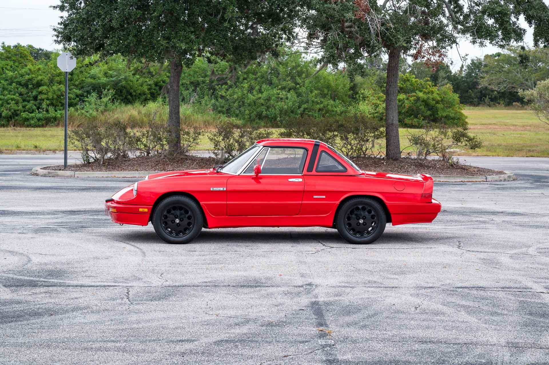 1986 Alfa Romeo Spider 18