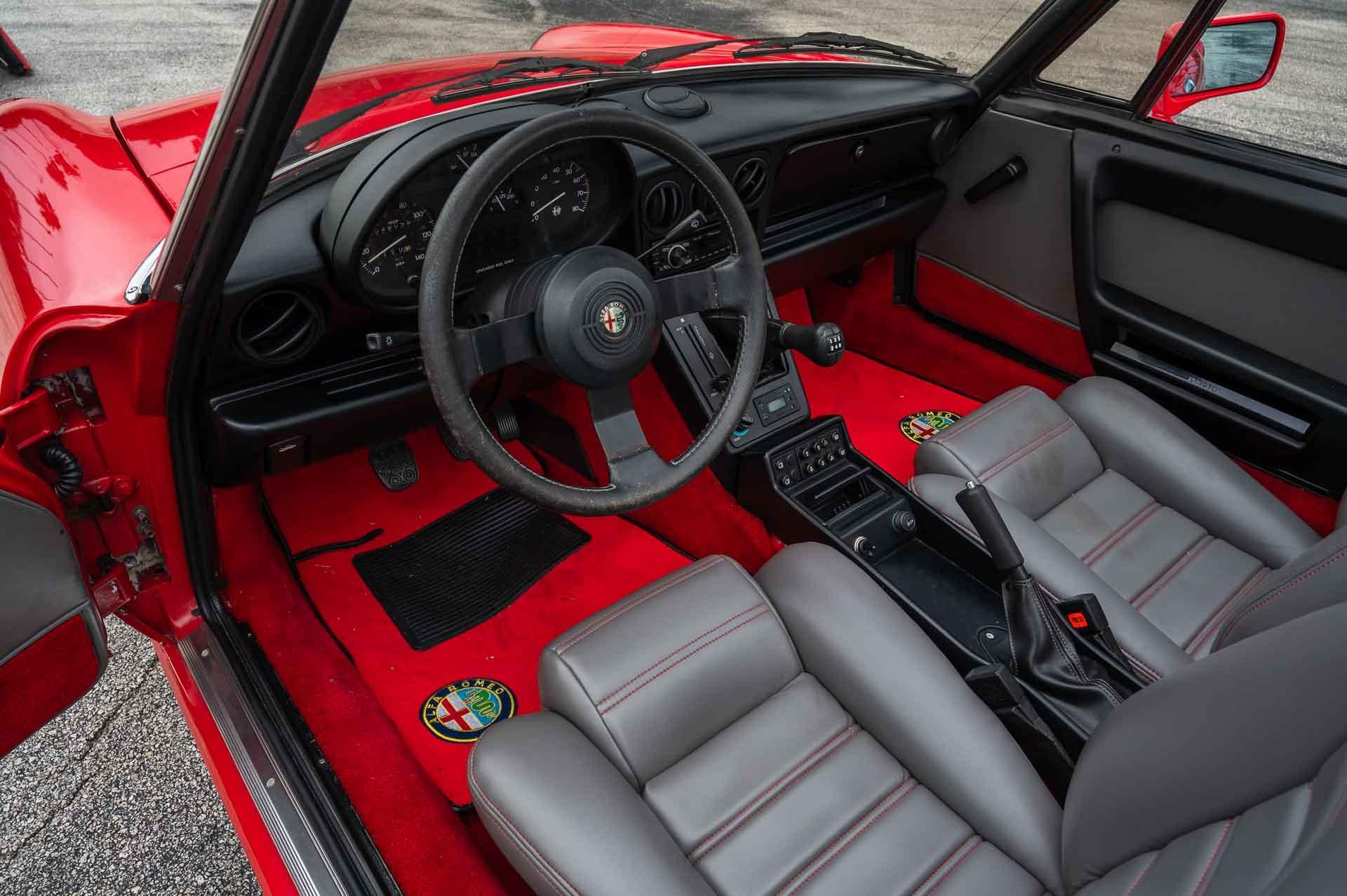 1986 Alfa Romeo Spider 15