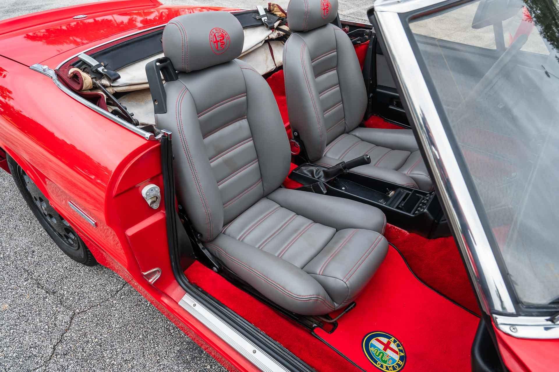 1986 Alfa Romeo Spider 16