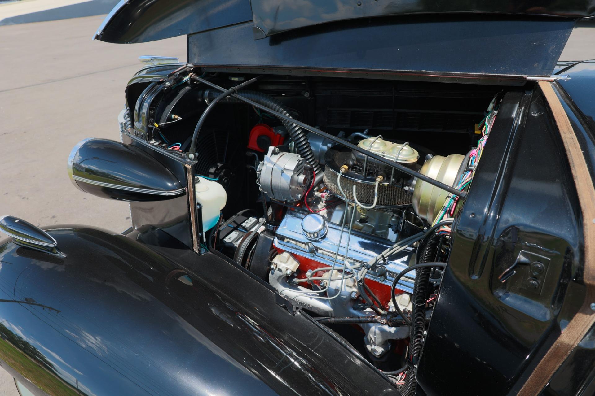 1937 Buick 8 Limo 12