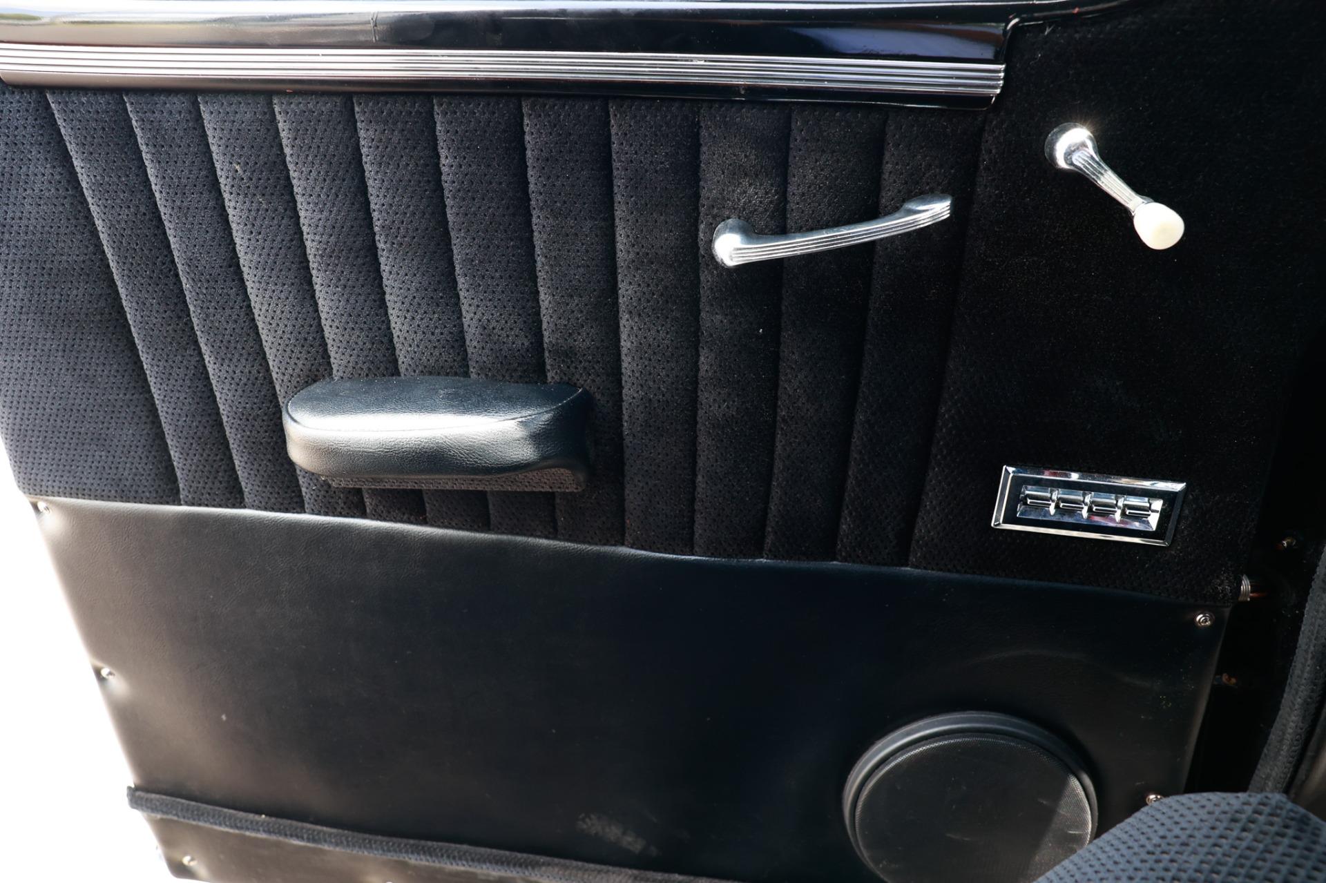 1937 Buick 8 Limo 14