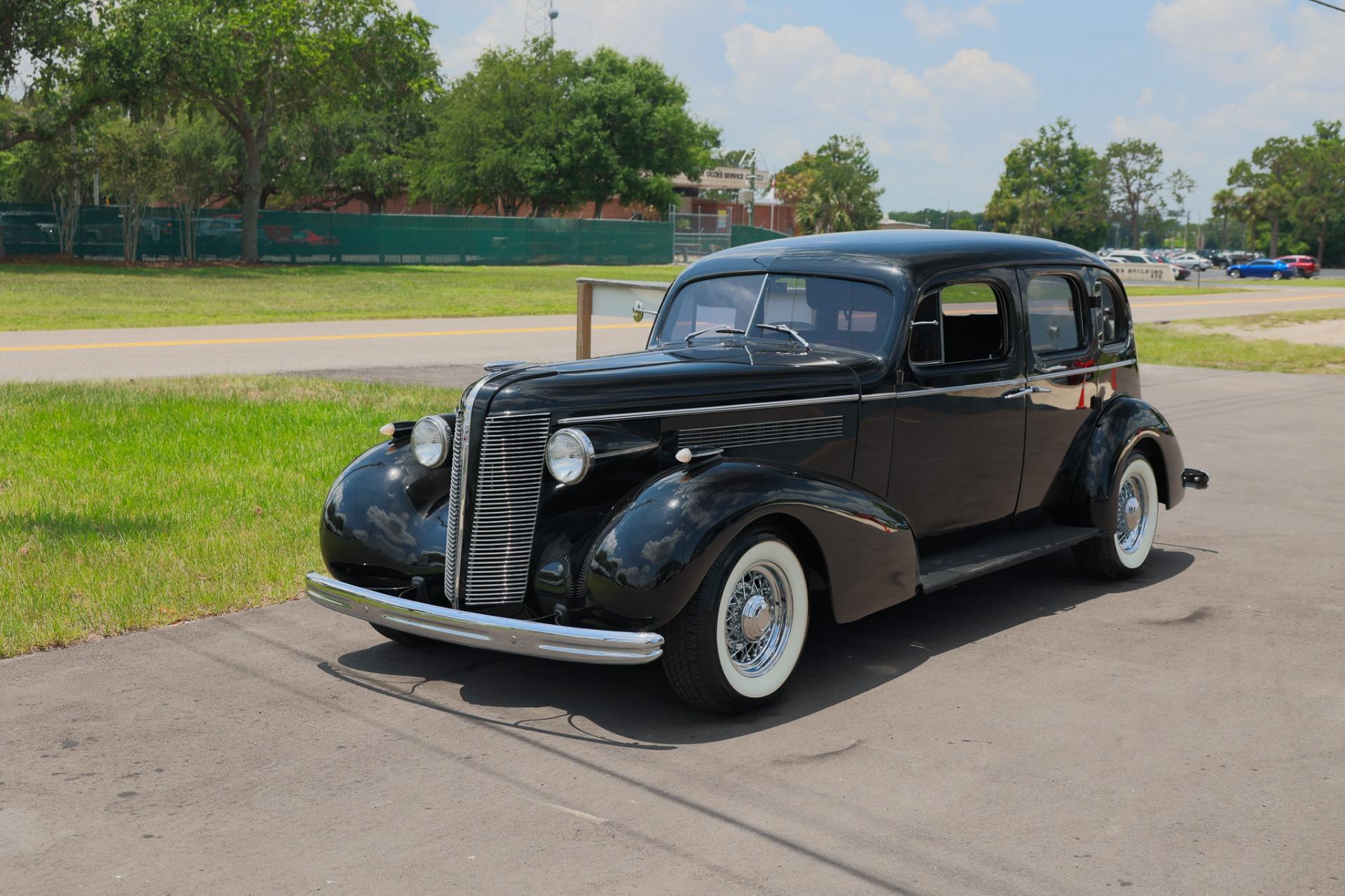 1937 Buick 8 Limo 57