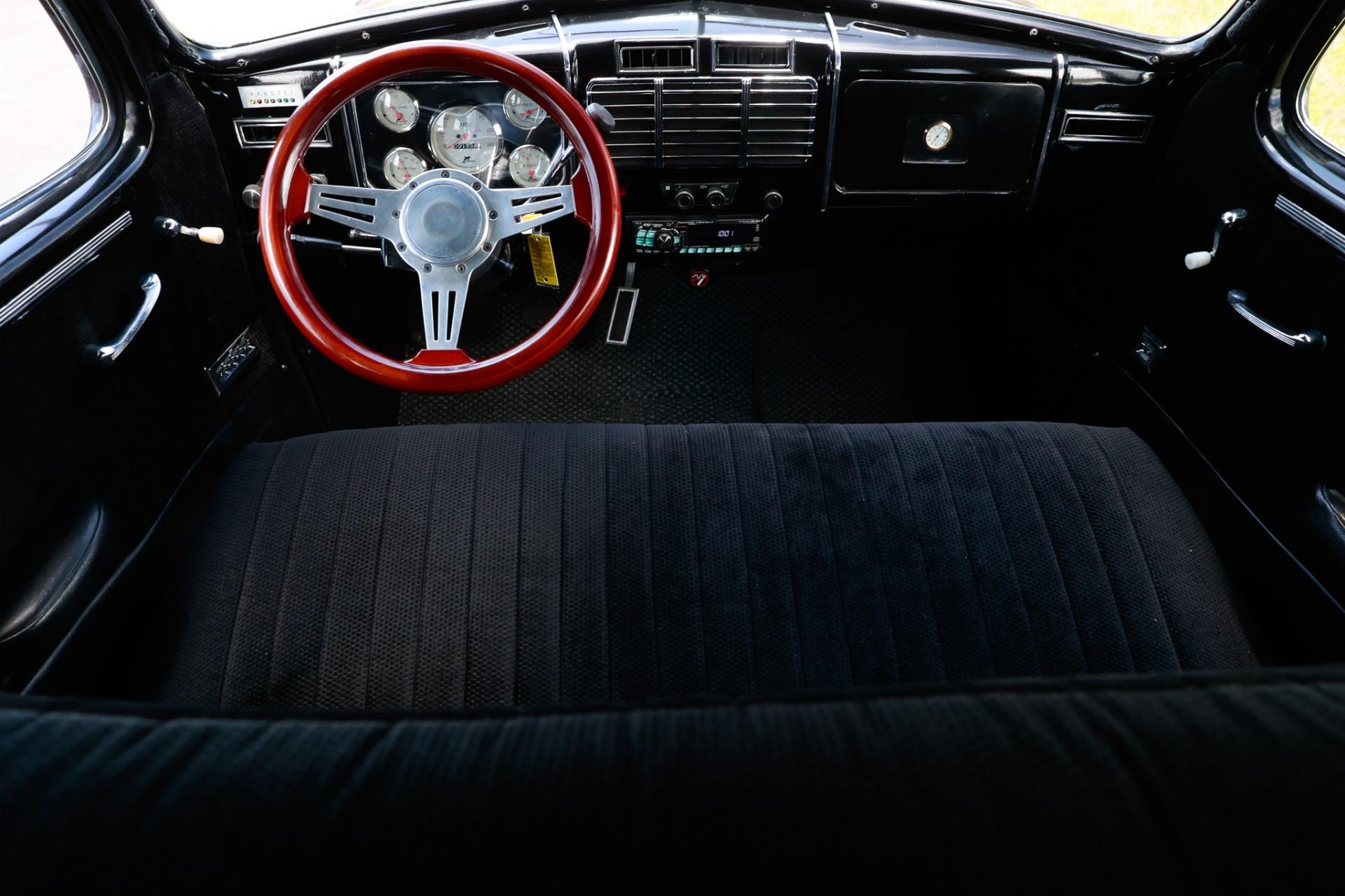 1937 Buick 8 Limo 43