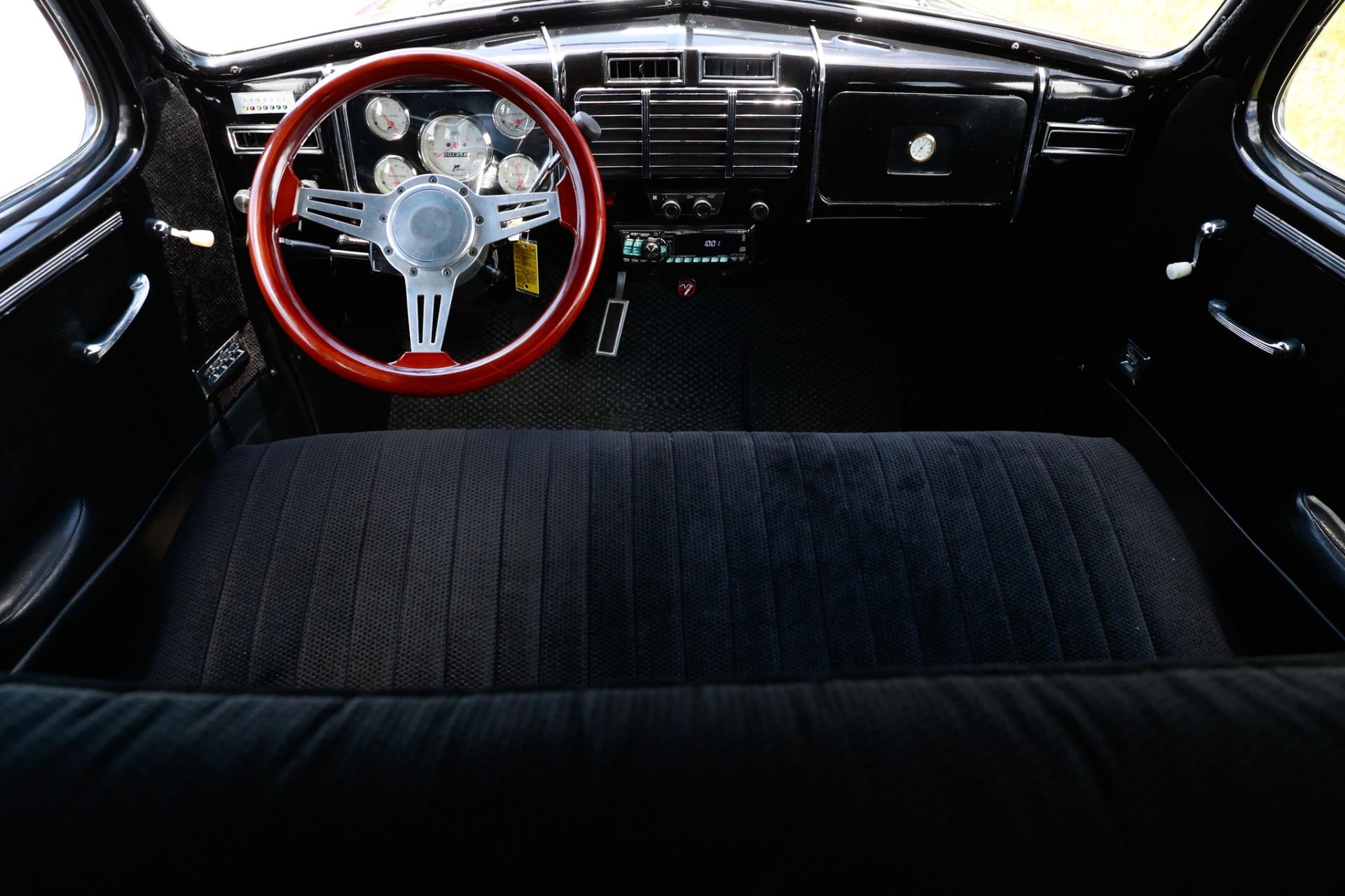 1937 Buick 8 Limo 41