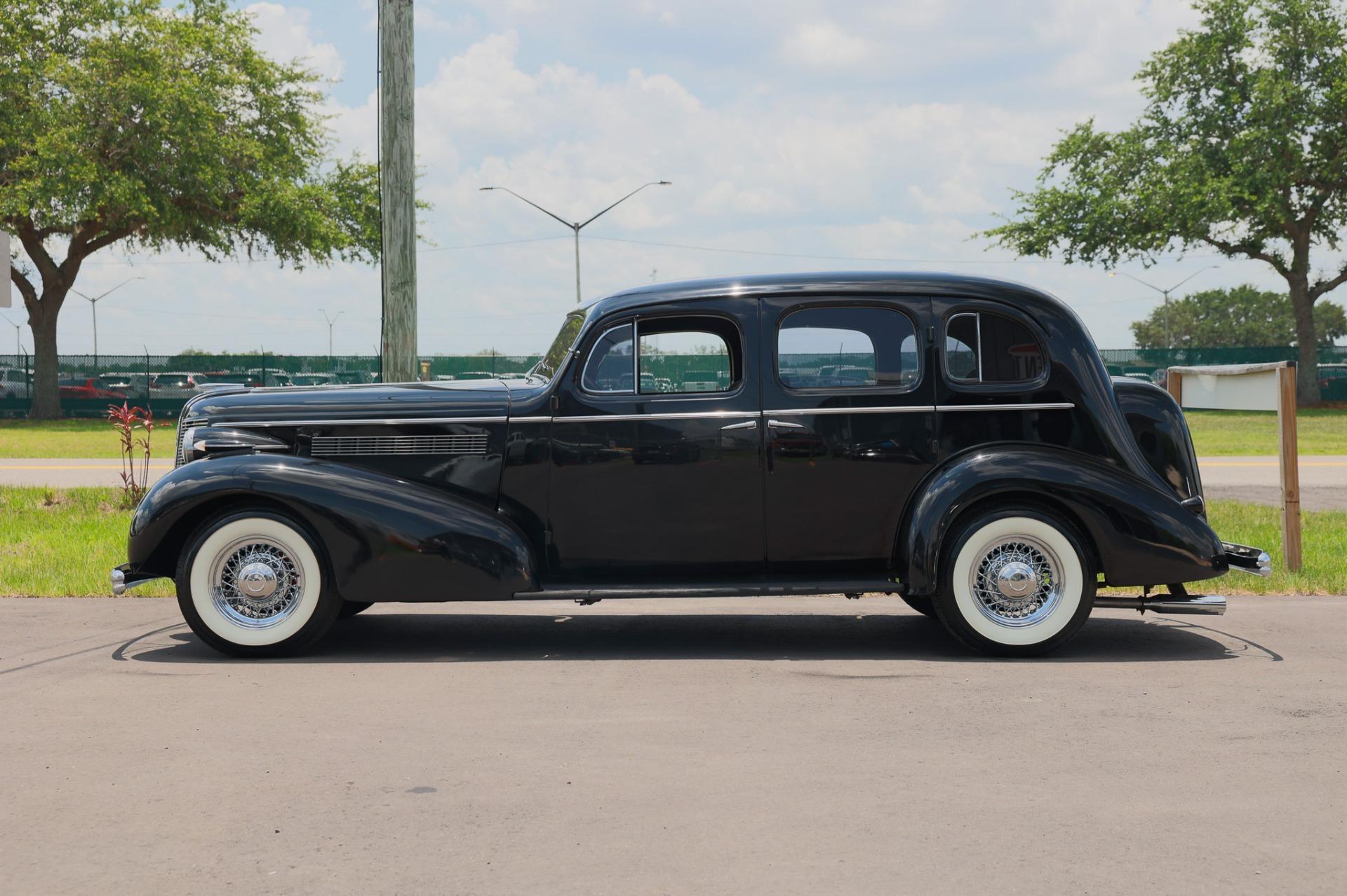 1937 Buick 8 Limo 58