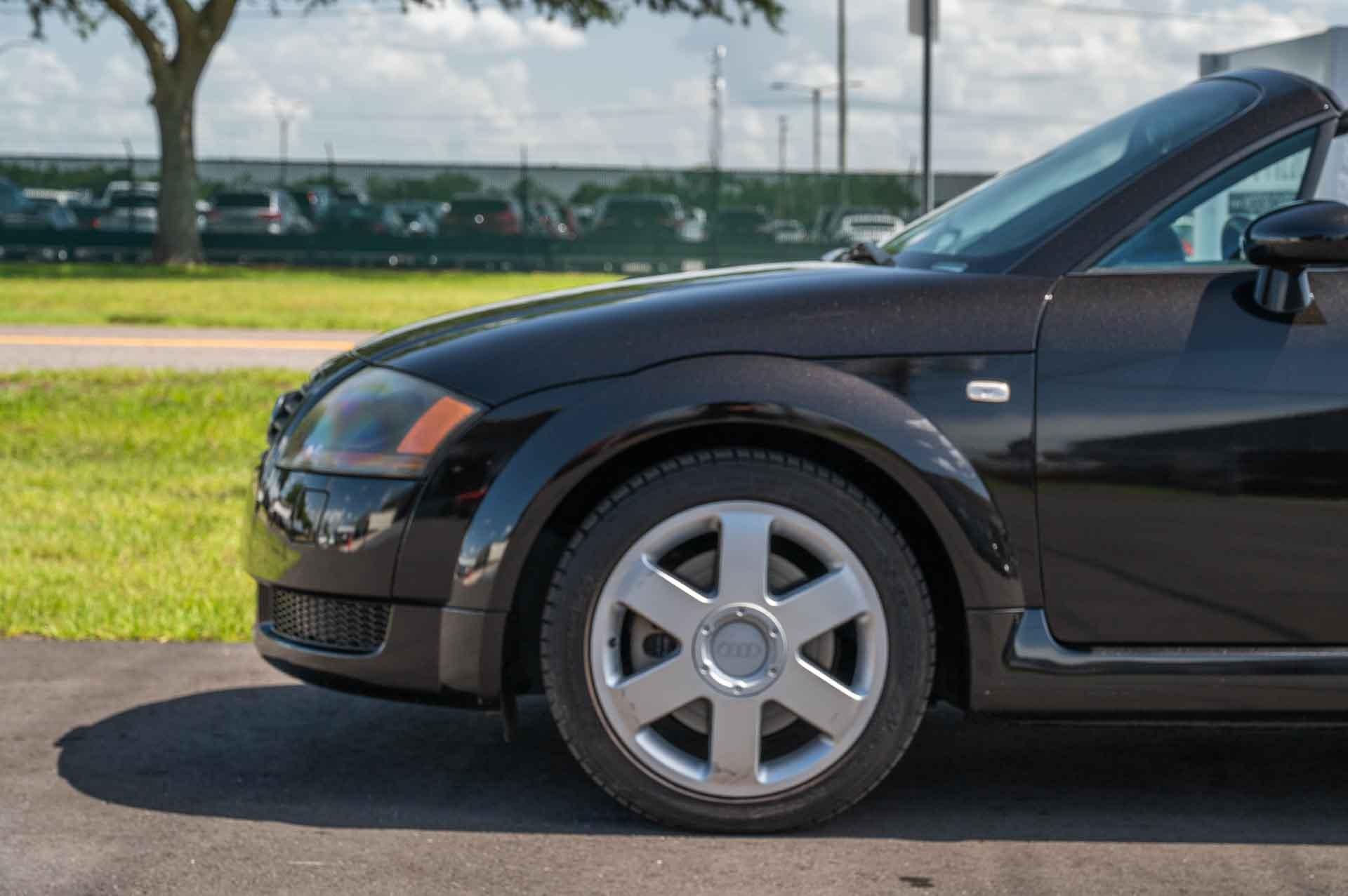 2001 Audi TT 23