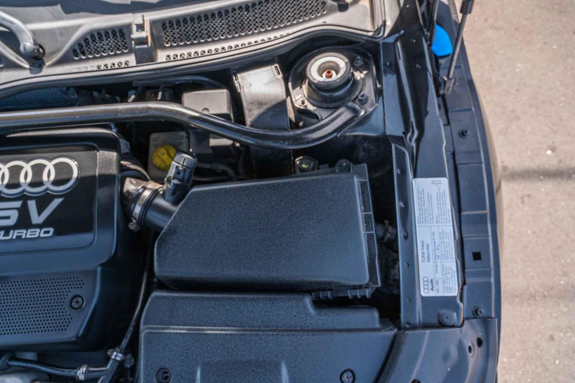 2001 Audi TT 74