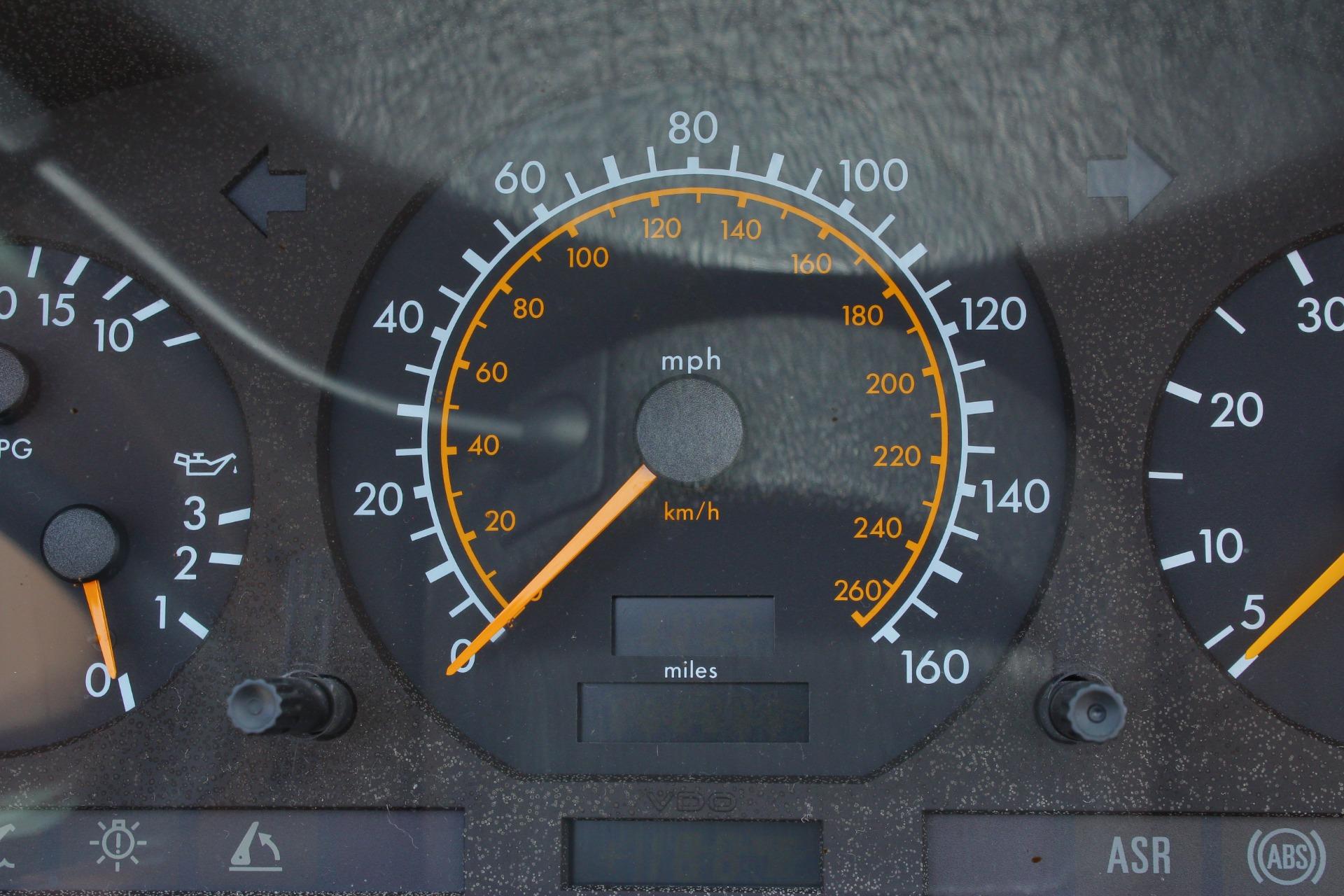 1992 Mercedes-Benz 500 SL 84