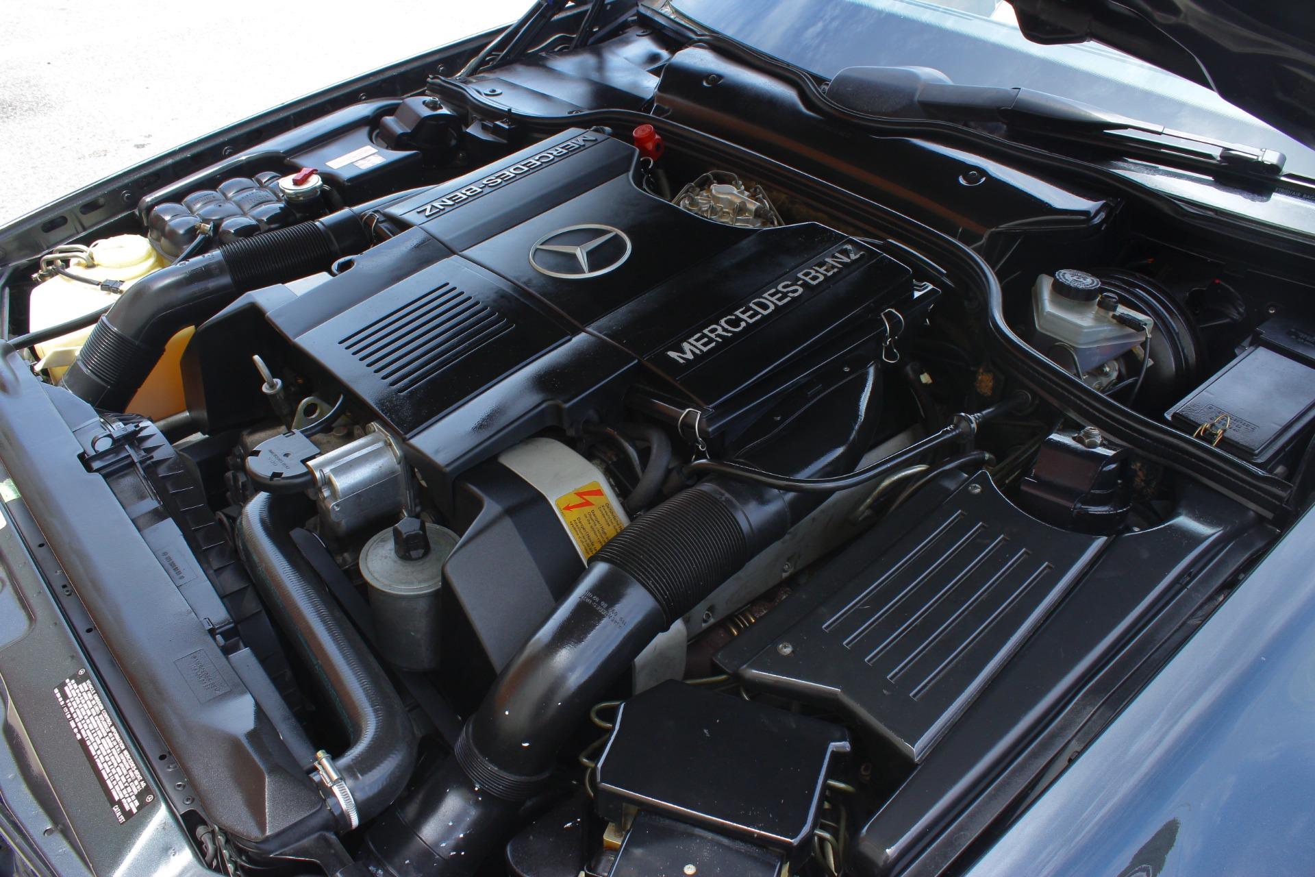1992 Mercedes-Benz 500 SL 14