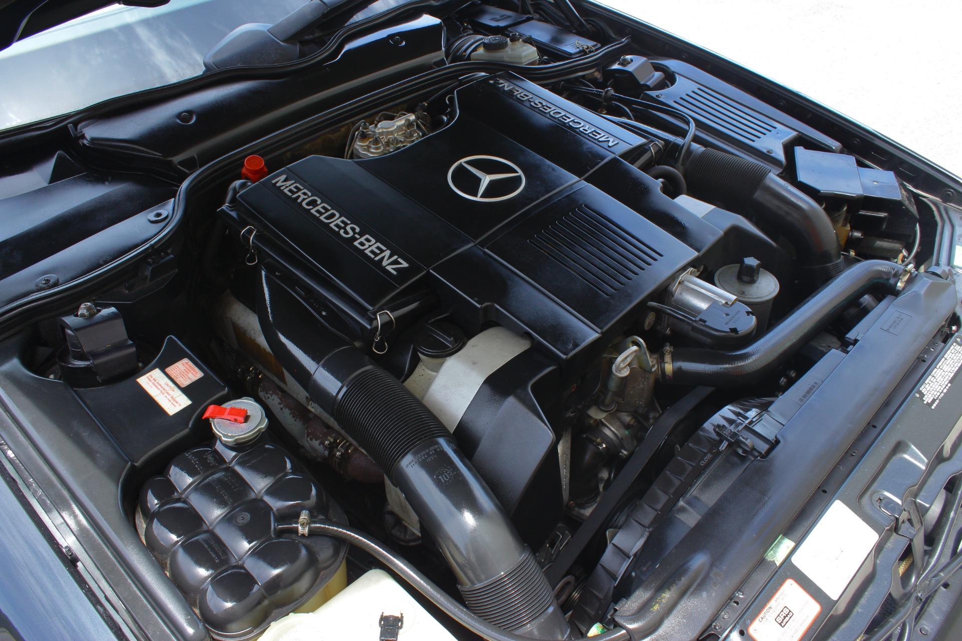 1992 Mercedes-Benz 500 SL 13