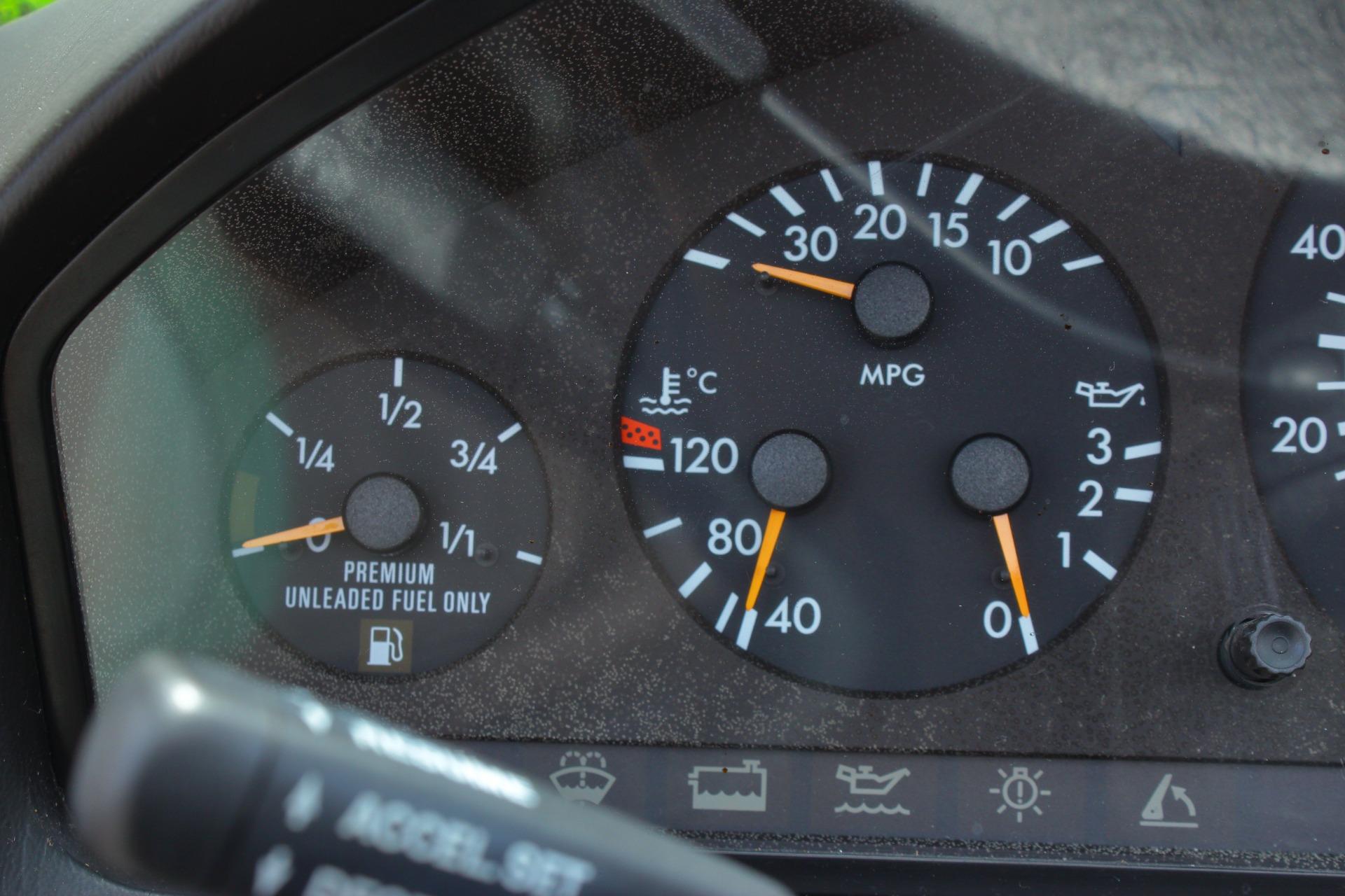 1992 Mercedes-Benz 500 SL 83